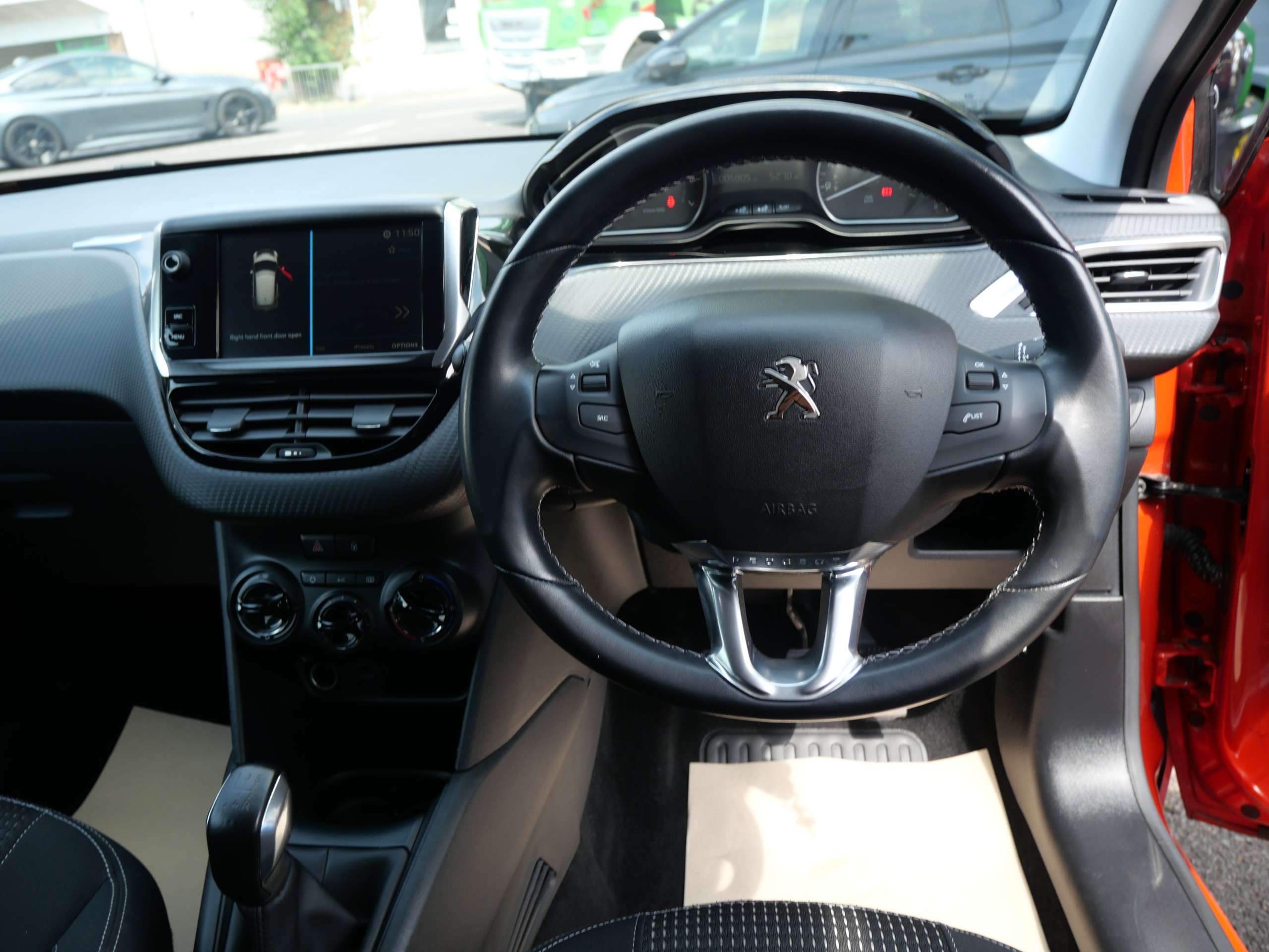 2018 PEUGEOT 208 2018 PEUGEOT 208