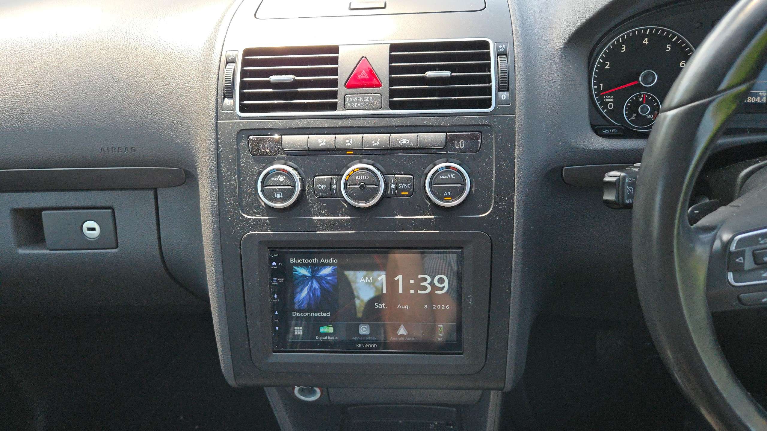 2014 VOLKSWAGEN TOURAN 2014 VOLKSWAGEN TOURAN