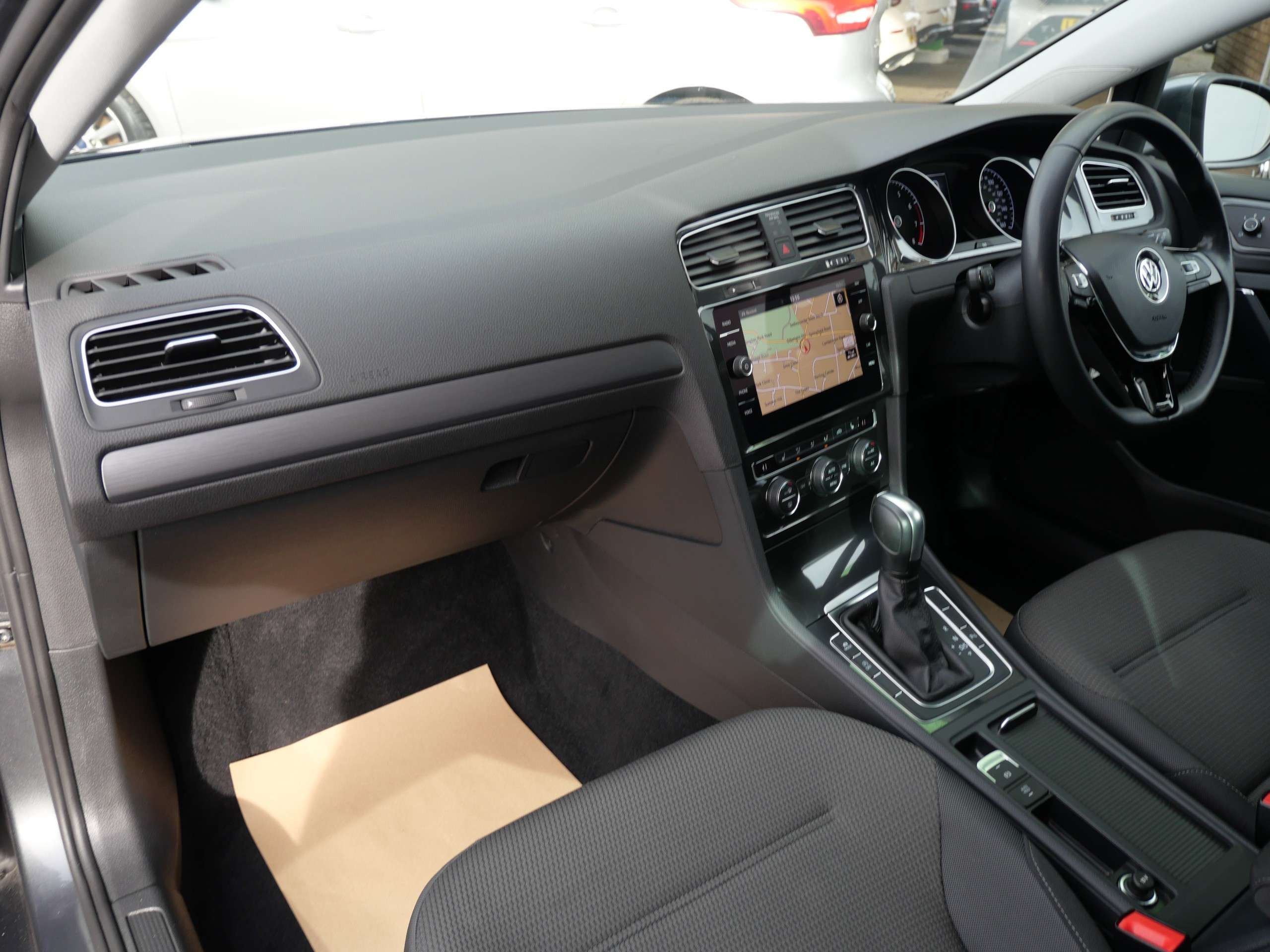 2019 VOLKSWAGEN GOLF 2019 VOLKSWAGEN GOLF