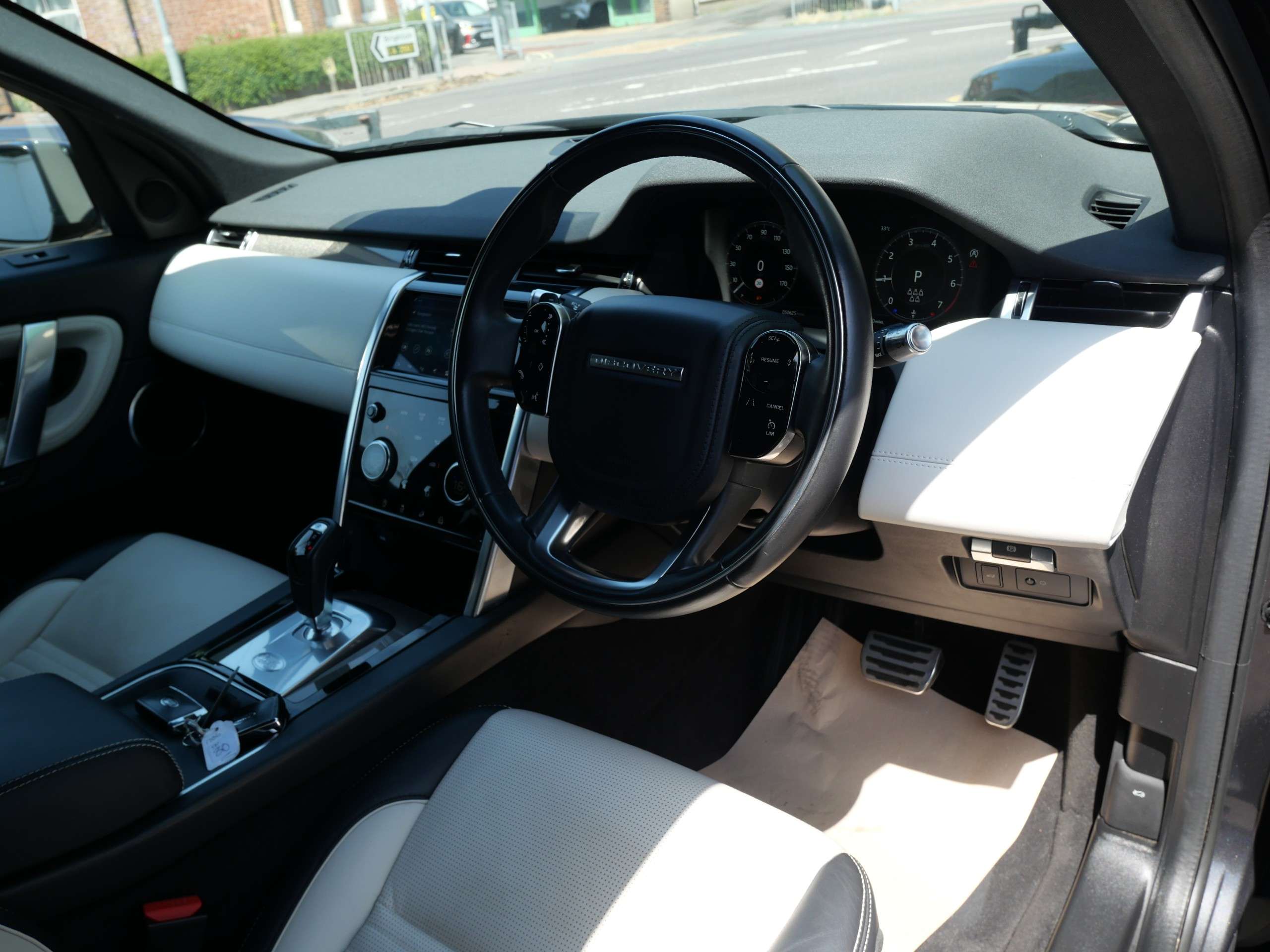 2019 LAND ROVER DISCOVERY SPORT 2019 LAND ROVER DISCOVERY SPORT