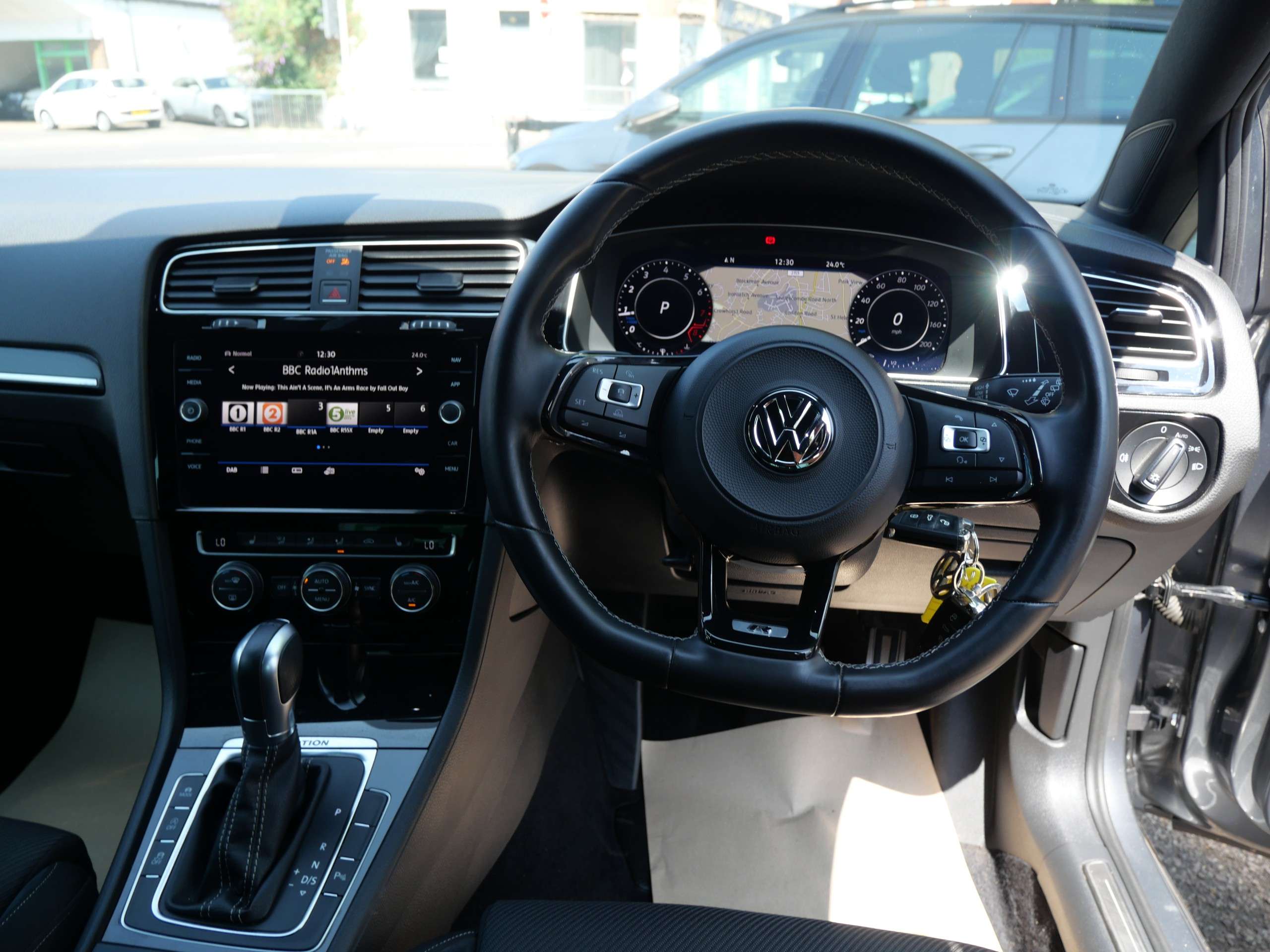2017 VOLKSWAGEN GOLF 2017 VOLKSWAGEN GOLF