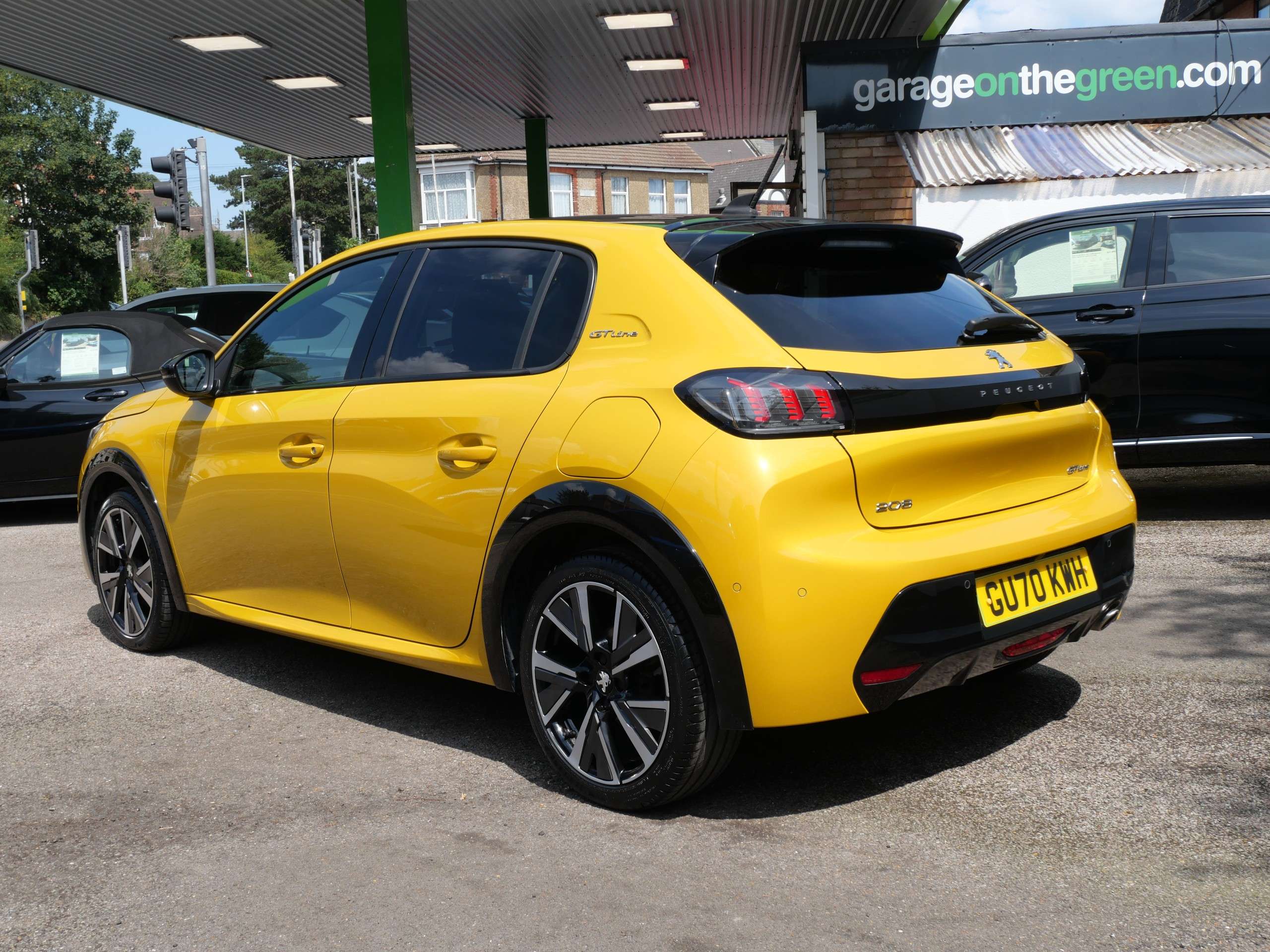 2020 PEUGEOT 208 2020 PEUGEOT 208