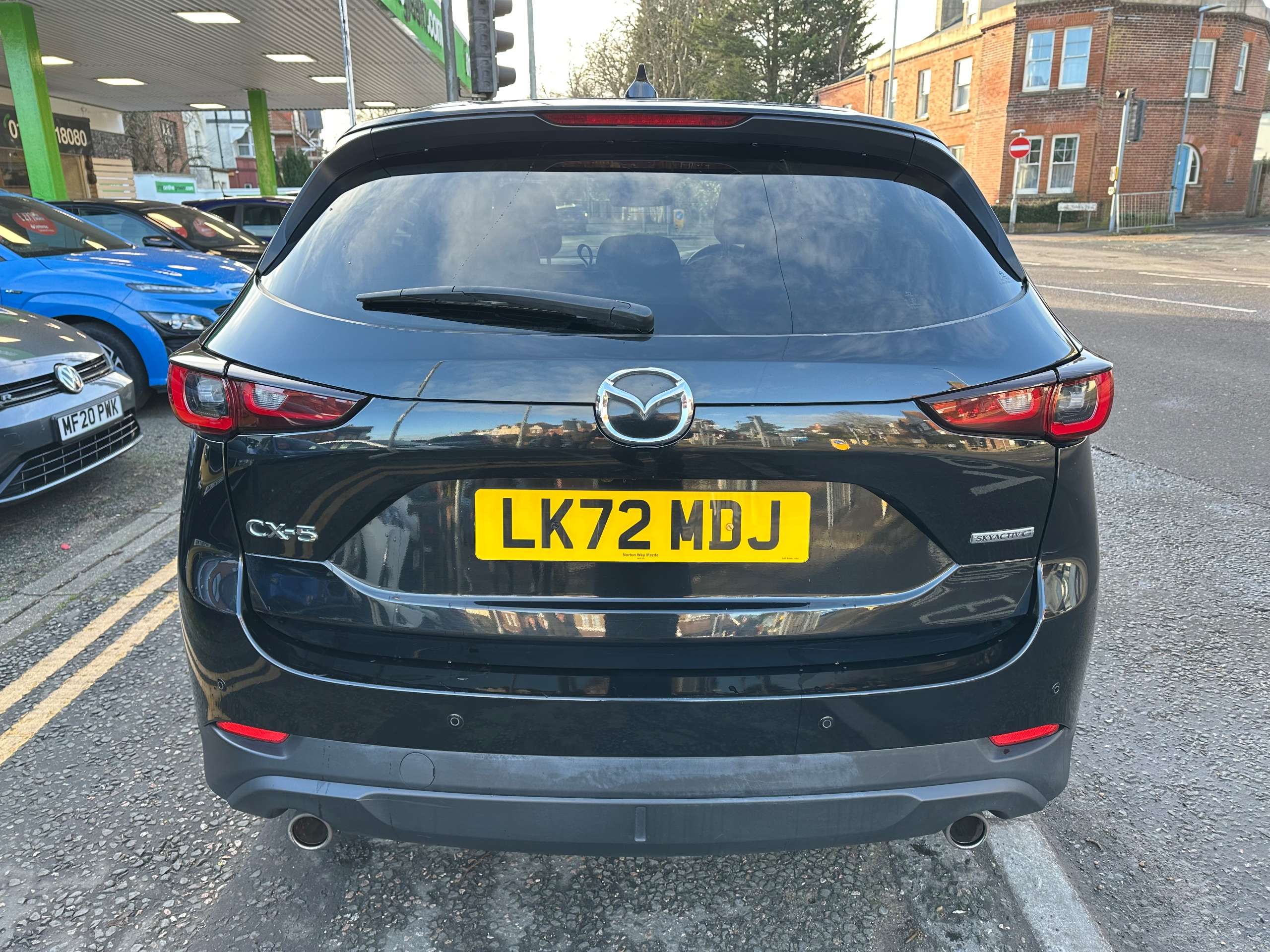 A 2023 MAZDA CX-5 2.0 SKYACTIV-G Sport Edition Auto Euro 6 (s/s) 5dr A 2023 MAZDA CX-5 2.0 SKYACTIV-G Sport Edition Auto Euro 6 (s/s) 5dr