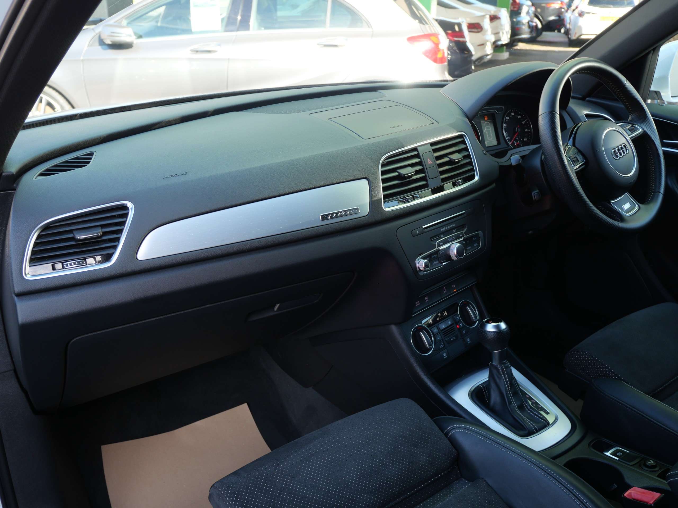 2016 AUDI Q3 2016 AUDI Q3