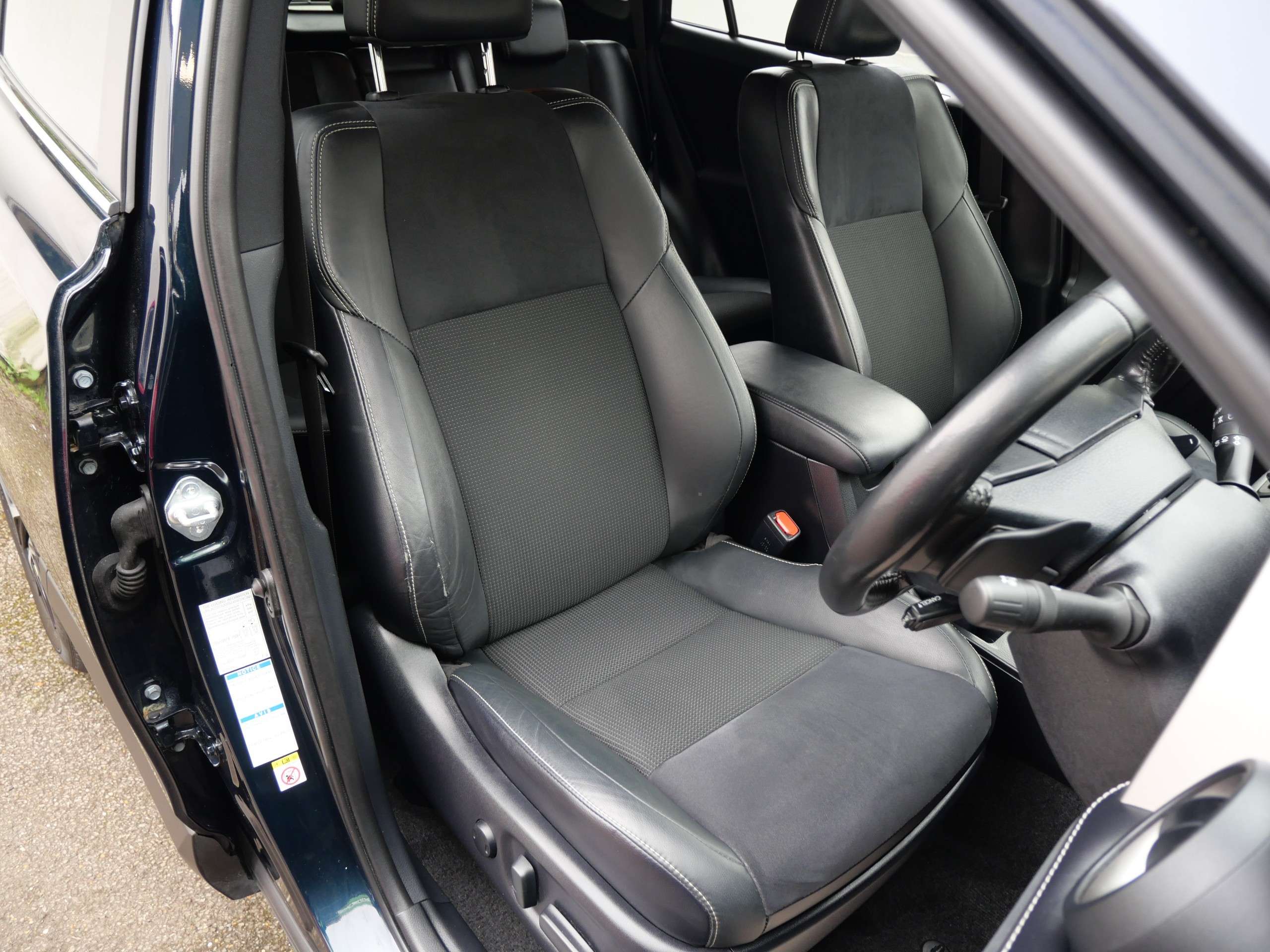 2017 TOYOTA RAV4 2017 TOYOTA RAV4