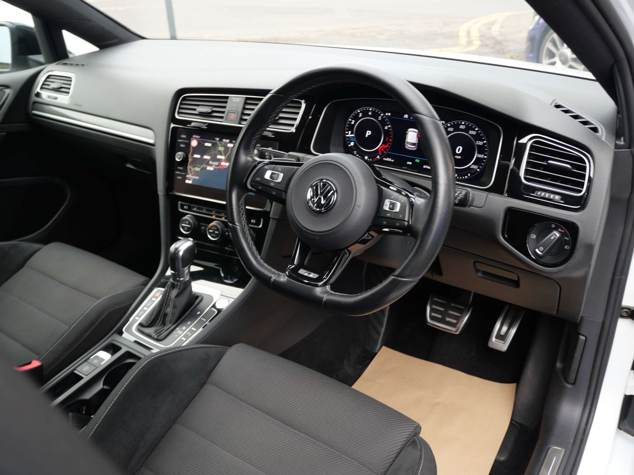 2019 VOLKSWAGEN GOLF 2019 VOLKSWAGEN GOLF