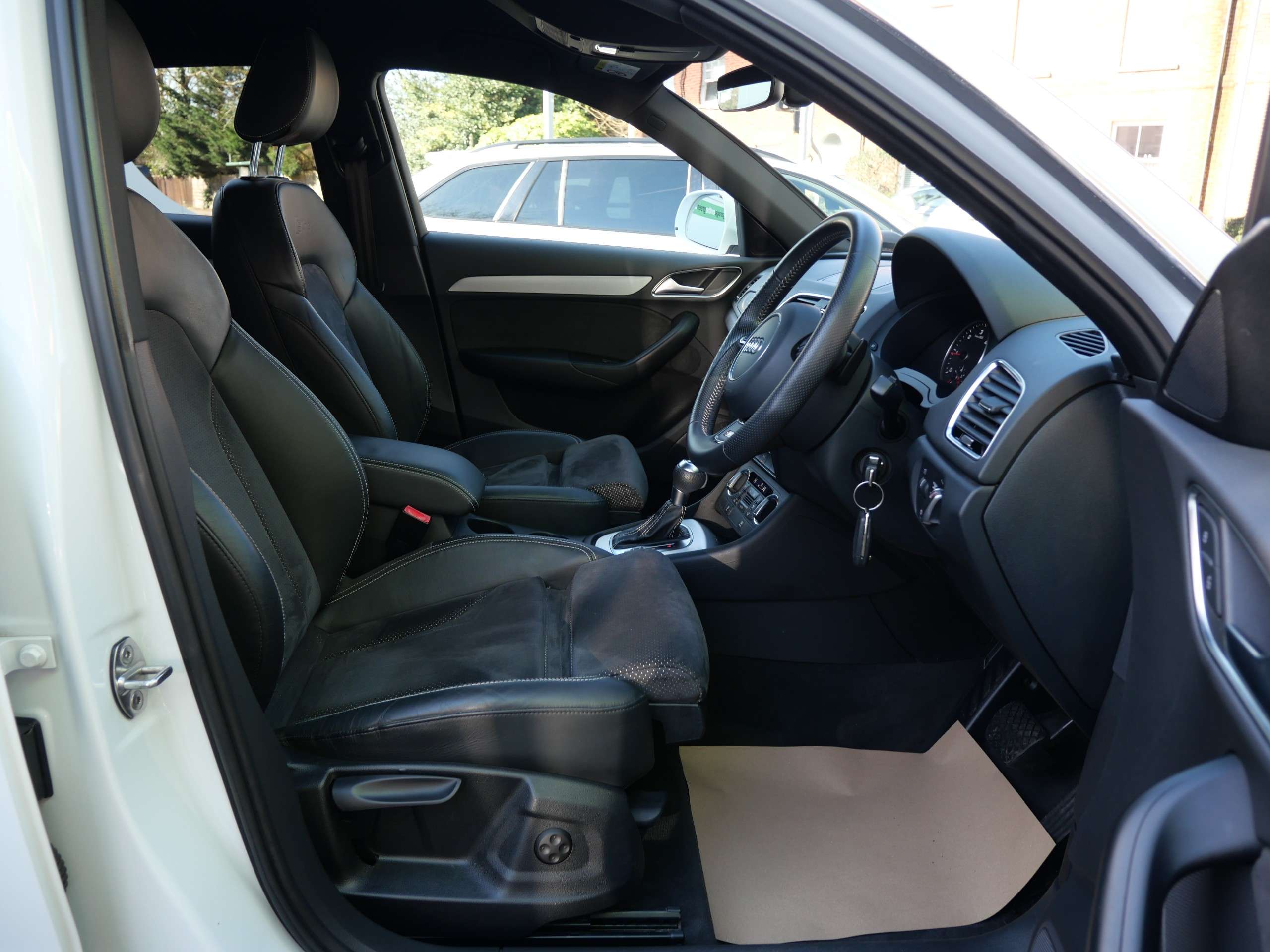 2016 AUDI Q3 2016 AUDI Q3