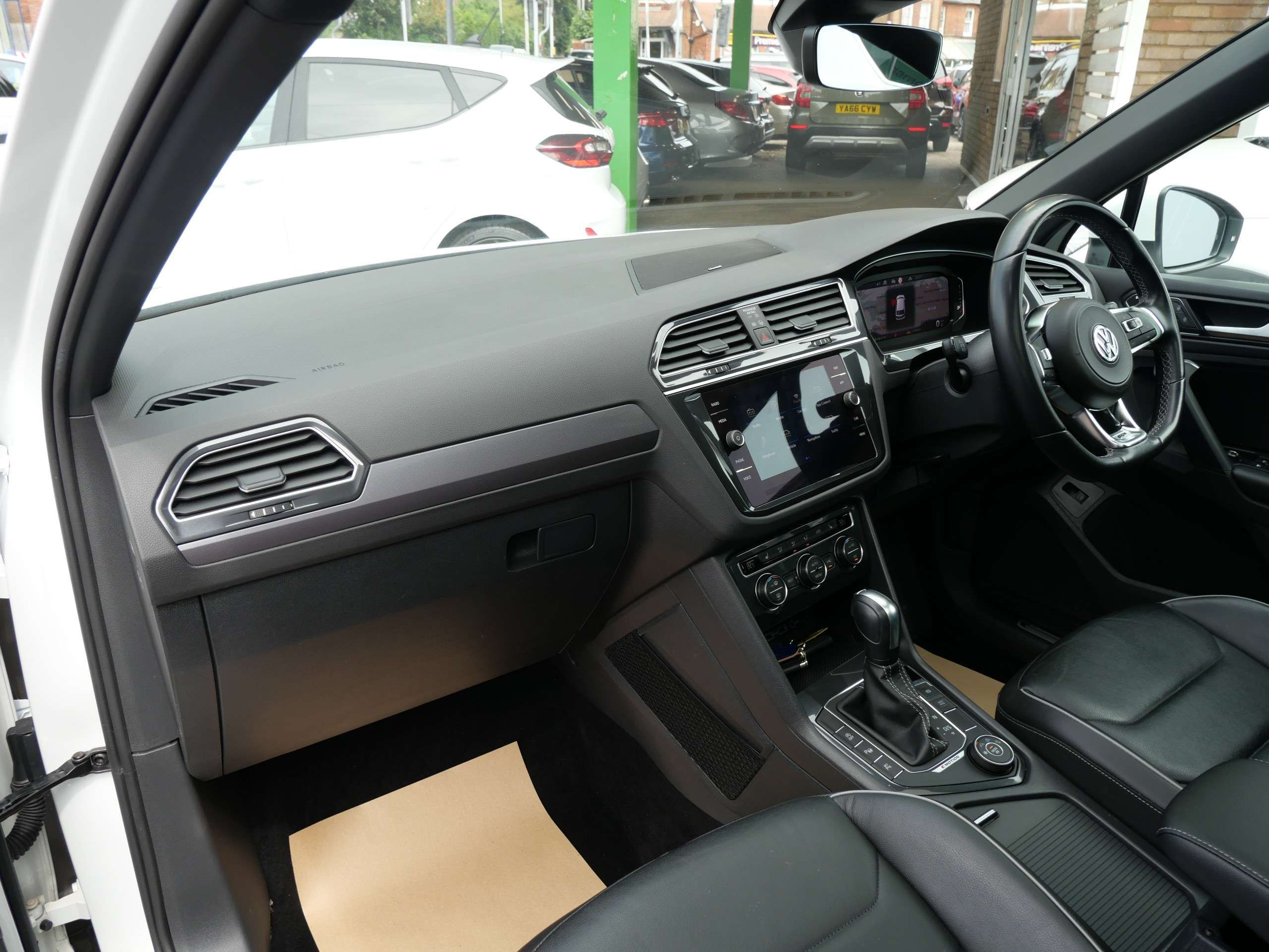 2019 VOLKSWAGEN TIGUAN 2019 VOLKSWAGEN TIGUAN