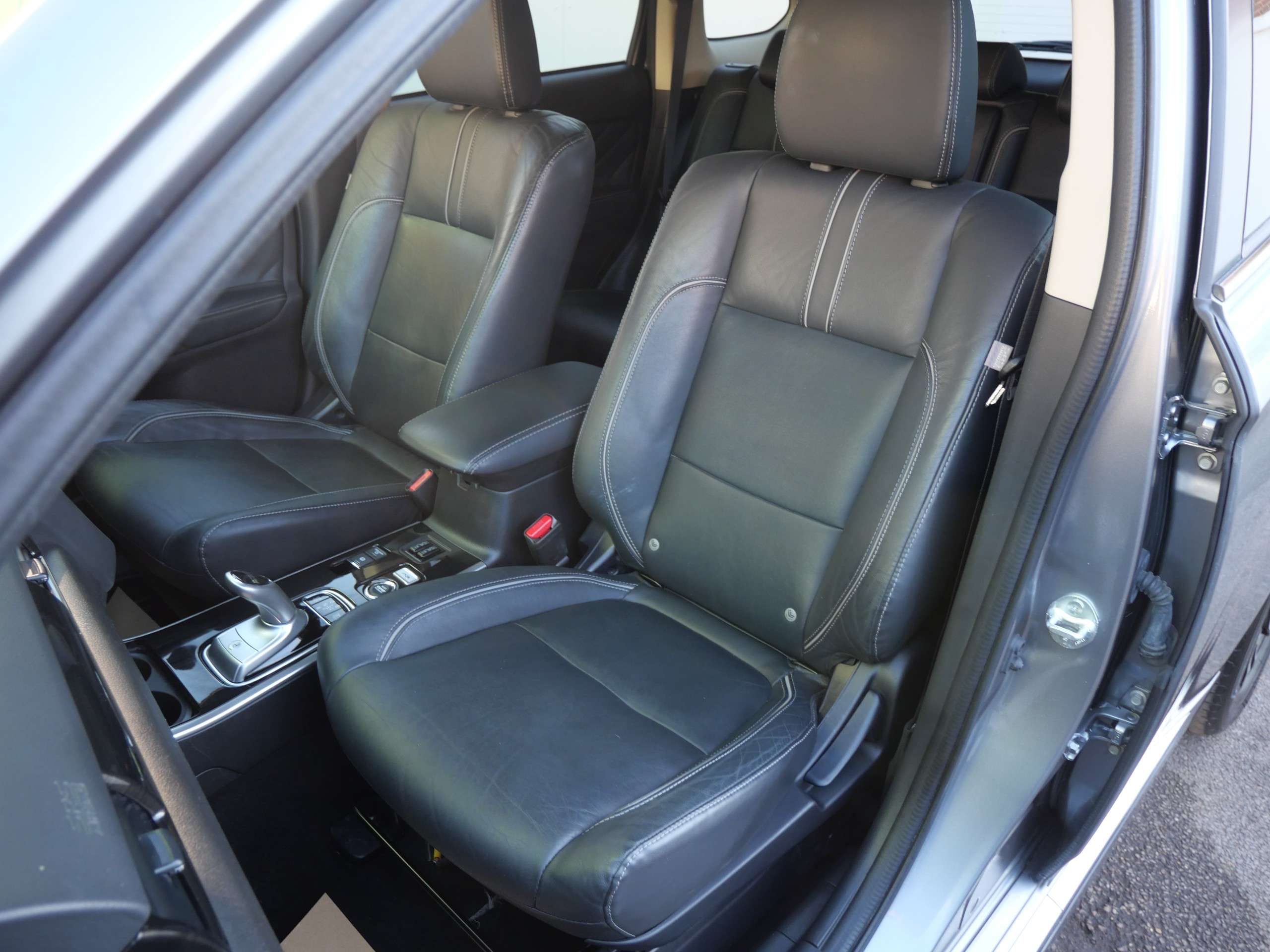 2018 MITSUBISHI OUTLANDER 2018 MITSUBISHI OUTLANDER