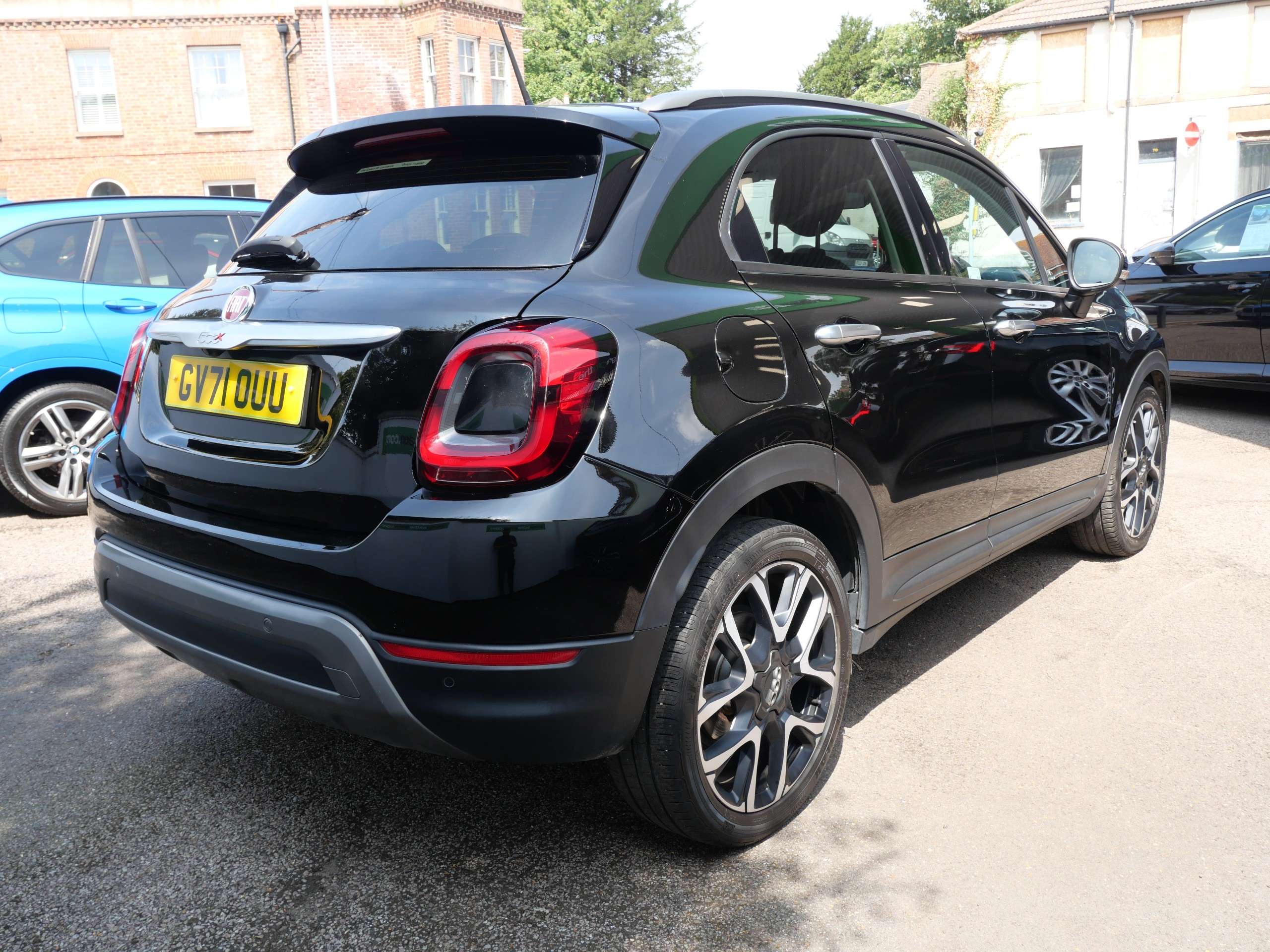 A 2022 FIAT 500X 1.0 FireFly Turbo Cross Euro 6 (s/s) 5dr A 2022 FIAT 500X 1.0 FireFly Turbo Cross Euro 6 (s/s) 5dr