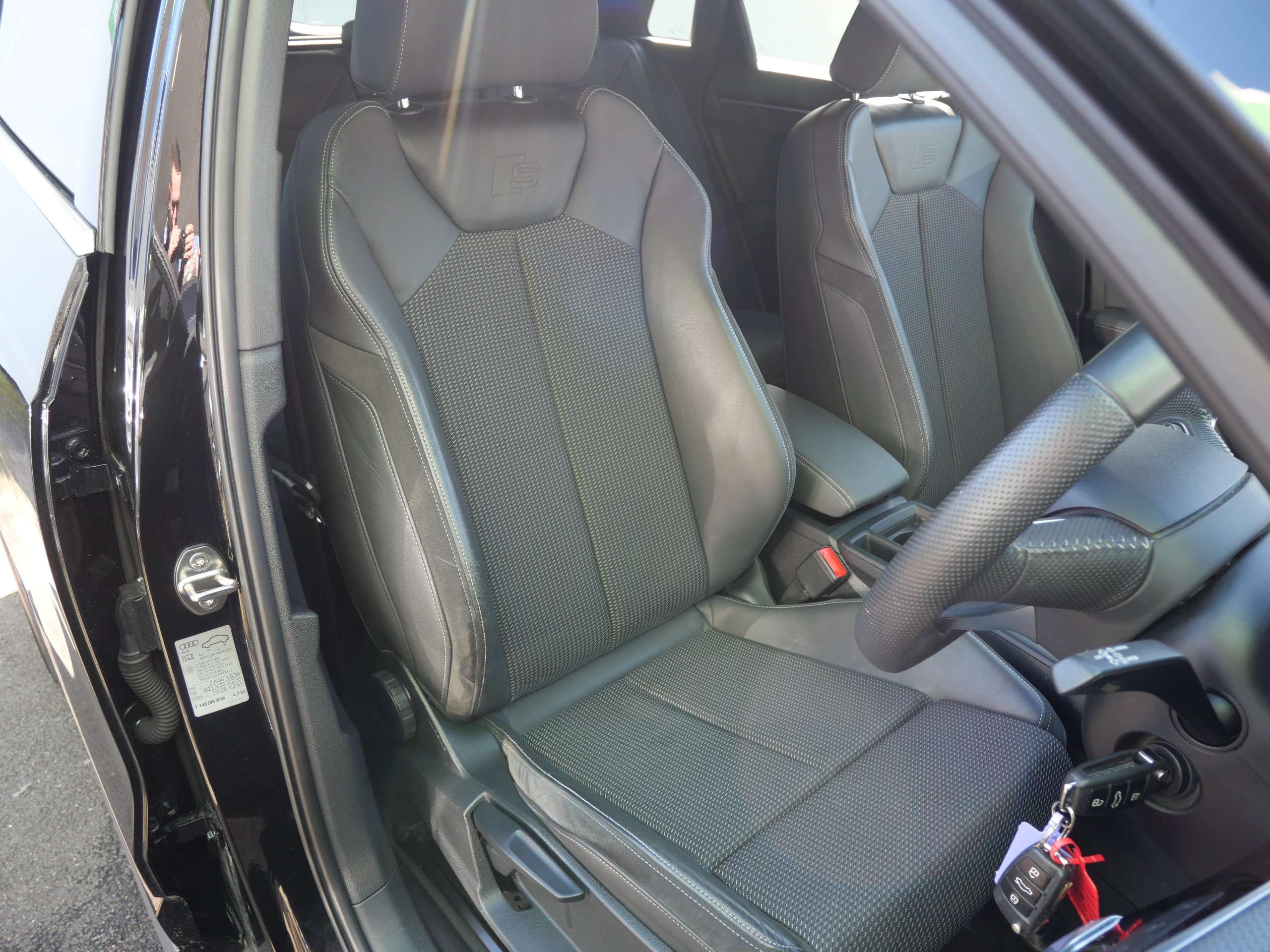 2019 AUDI Q3 2019 AUDI Q3