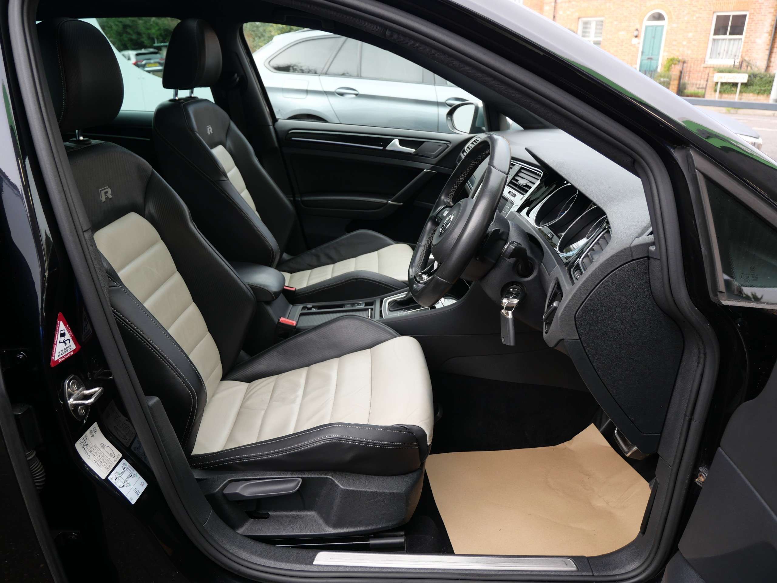 2016 VOLKSWAGEN GOLF 2016 VOLKSWAGEN GOLF