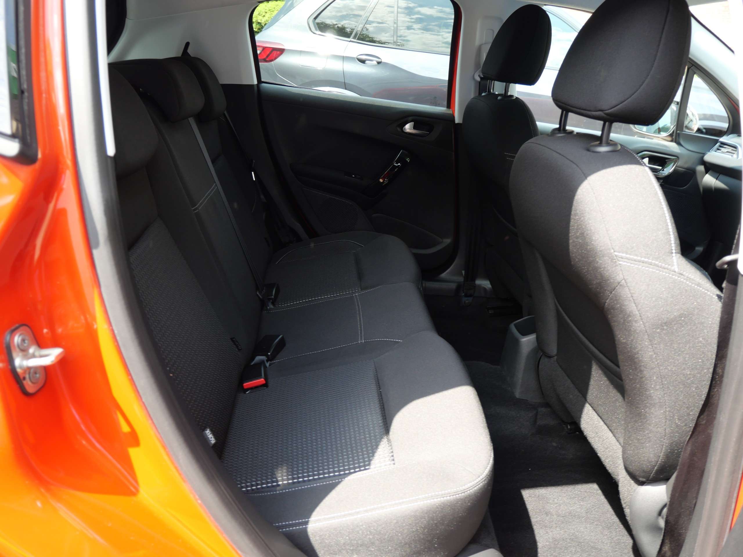 2018 PEUGEOT 208 2018 PEUGEOT 208