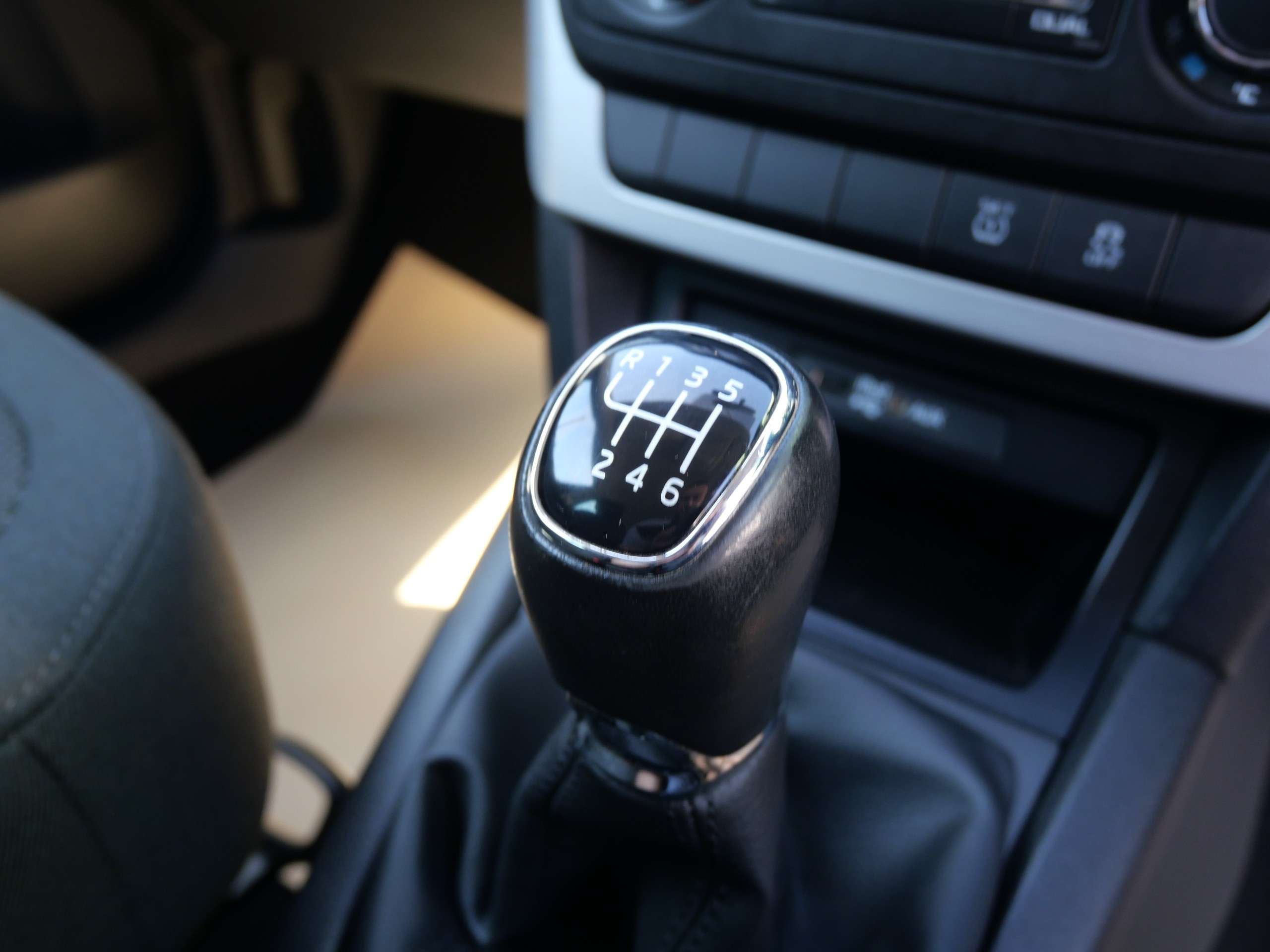 2015 SKODA YETI 2015 SKODA YETI