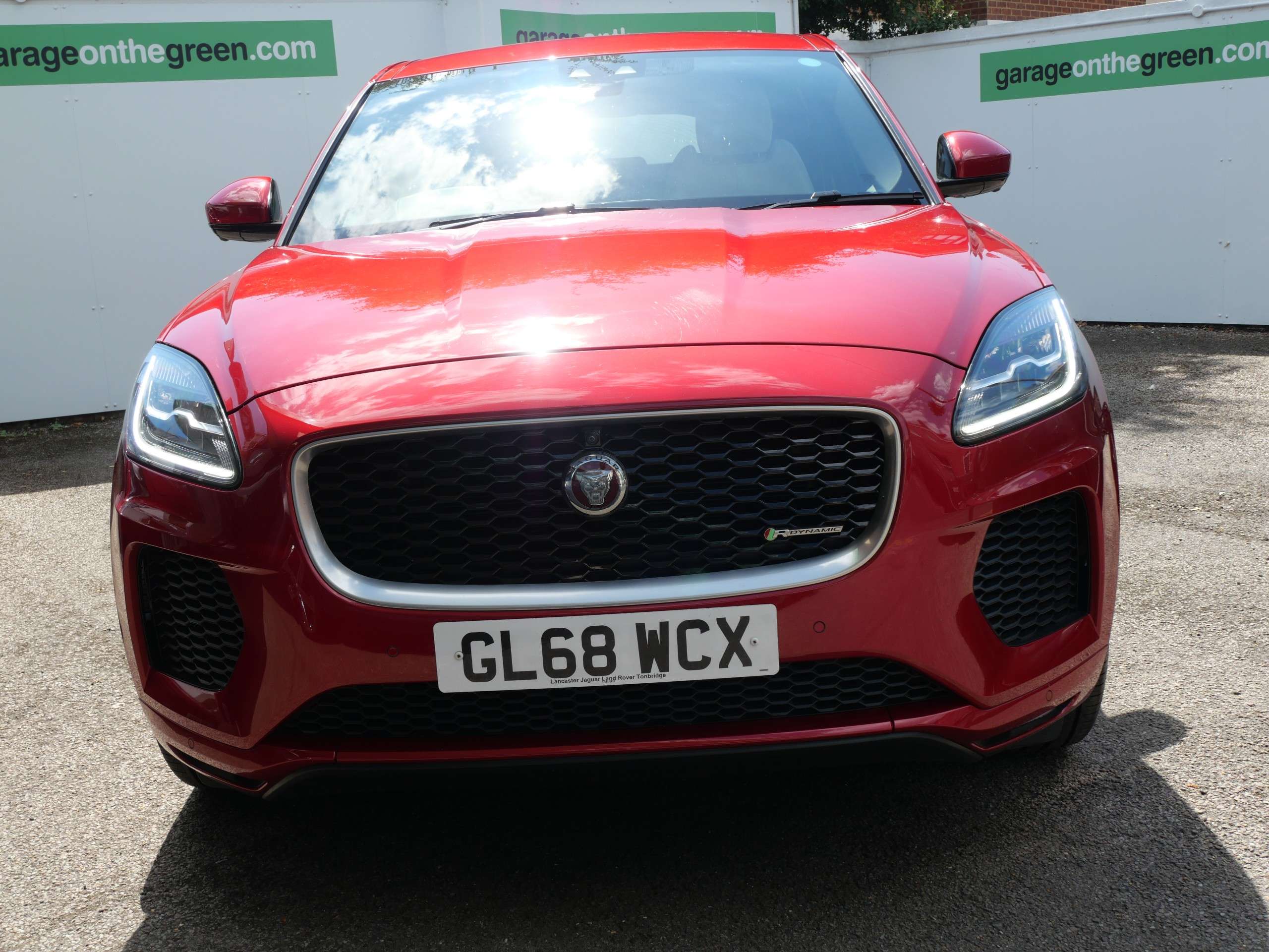 A 2018 JAGUAR E-PACE 2.0 P200 R-Dynamic S Auto AWD Euro 6 (s/s) 5dr A 2018 JAGUAR E-PACE 2.0 P200 R-Dynamic S Auto AWD Euro 6 (s/s) 5dr