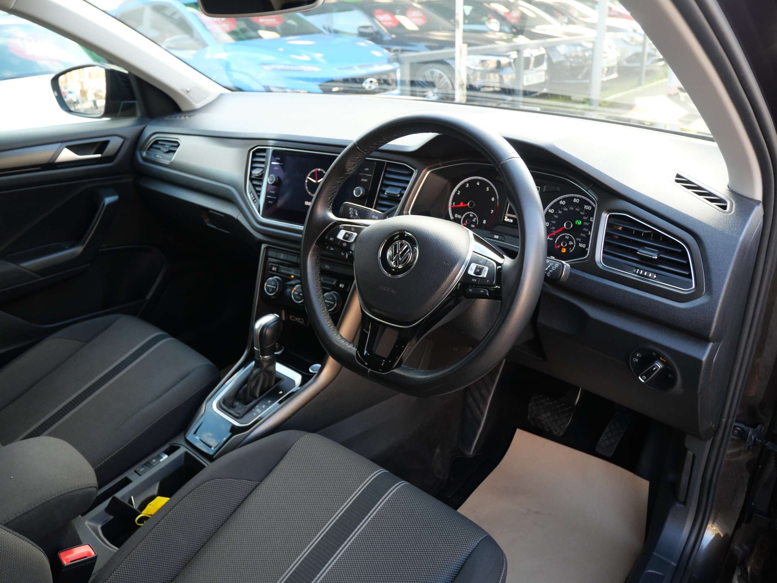 2018 VOLKSWAGEN T-ROC 2018 VOLKSWAGEN T-ROC