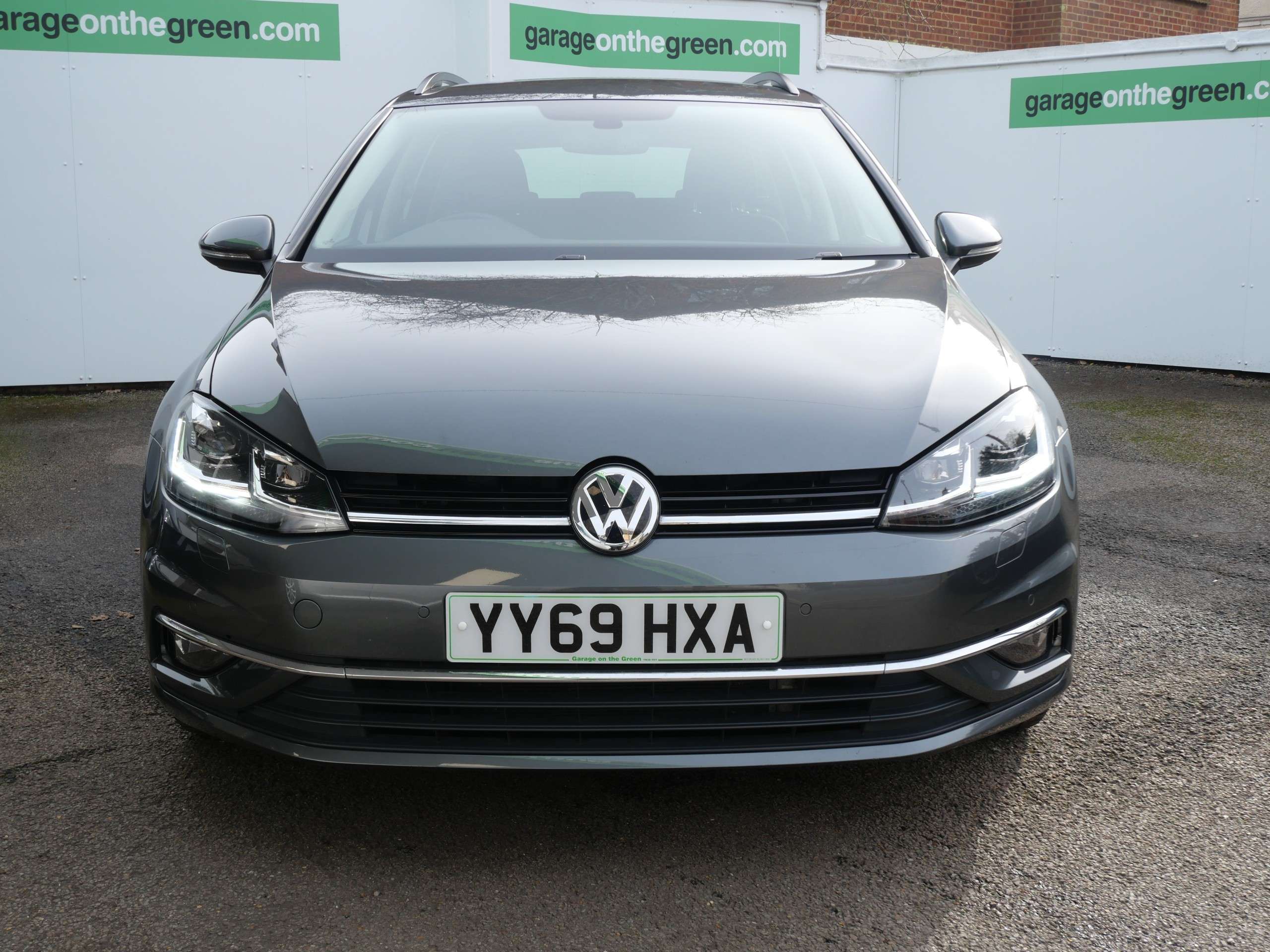 A 2019 VOLKSWAGEN GOLF 1.5 TSI EVO Match Edition DSG Euro 6 (s/s) 5dr Only 21000 Miles A 2019 VOLKSWAGEN GOLF 1.5 TSI EVO Match Edition DSG Euro 6 (s/s) 5dr Only 21000 Miles