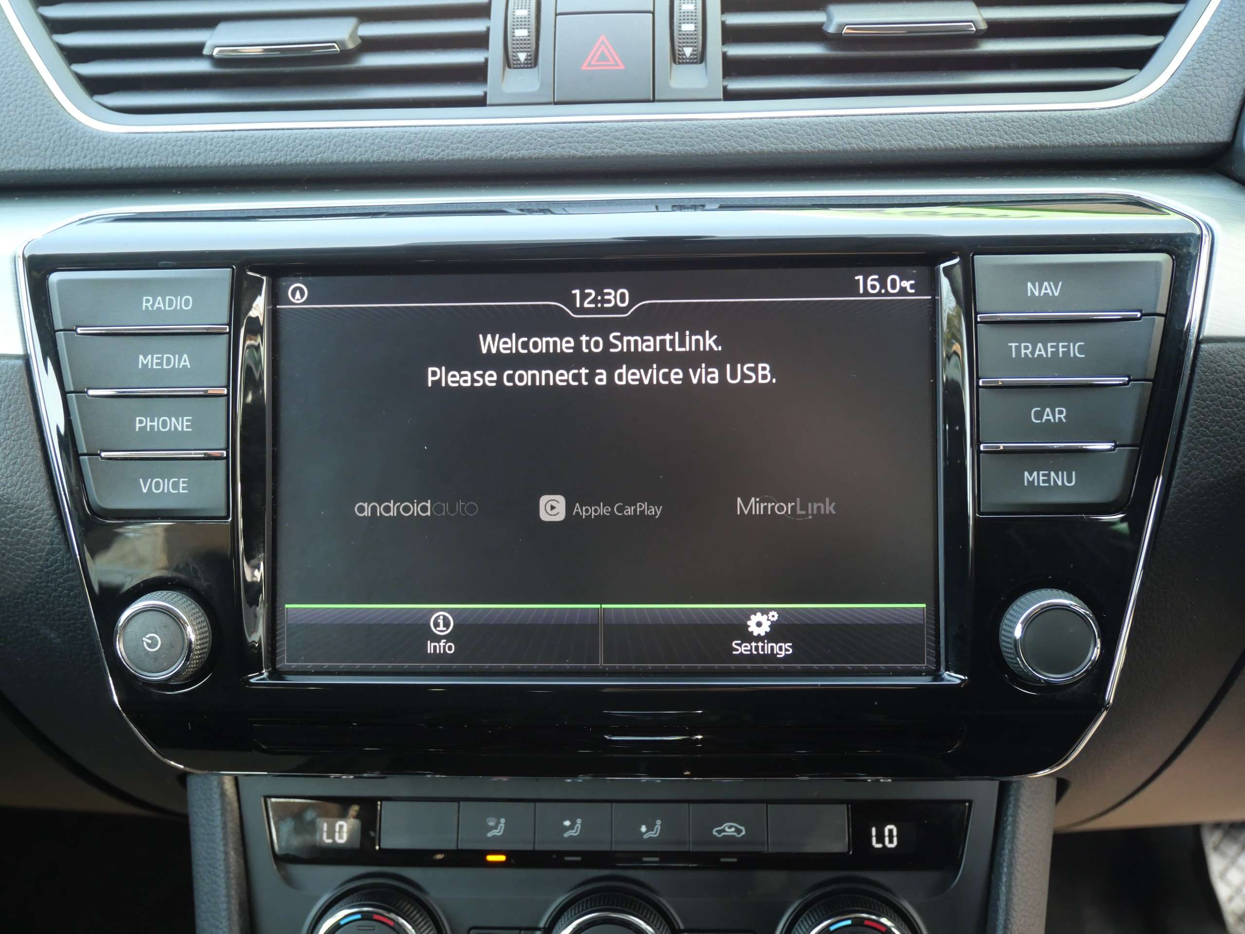 2016 SKODA SUPERB 2016 SKODA SUPERB