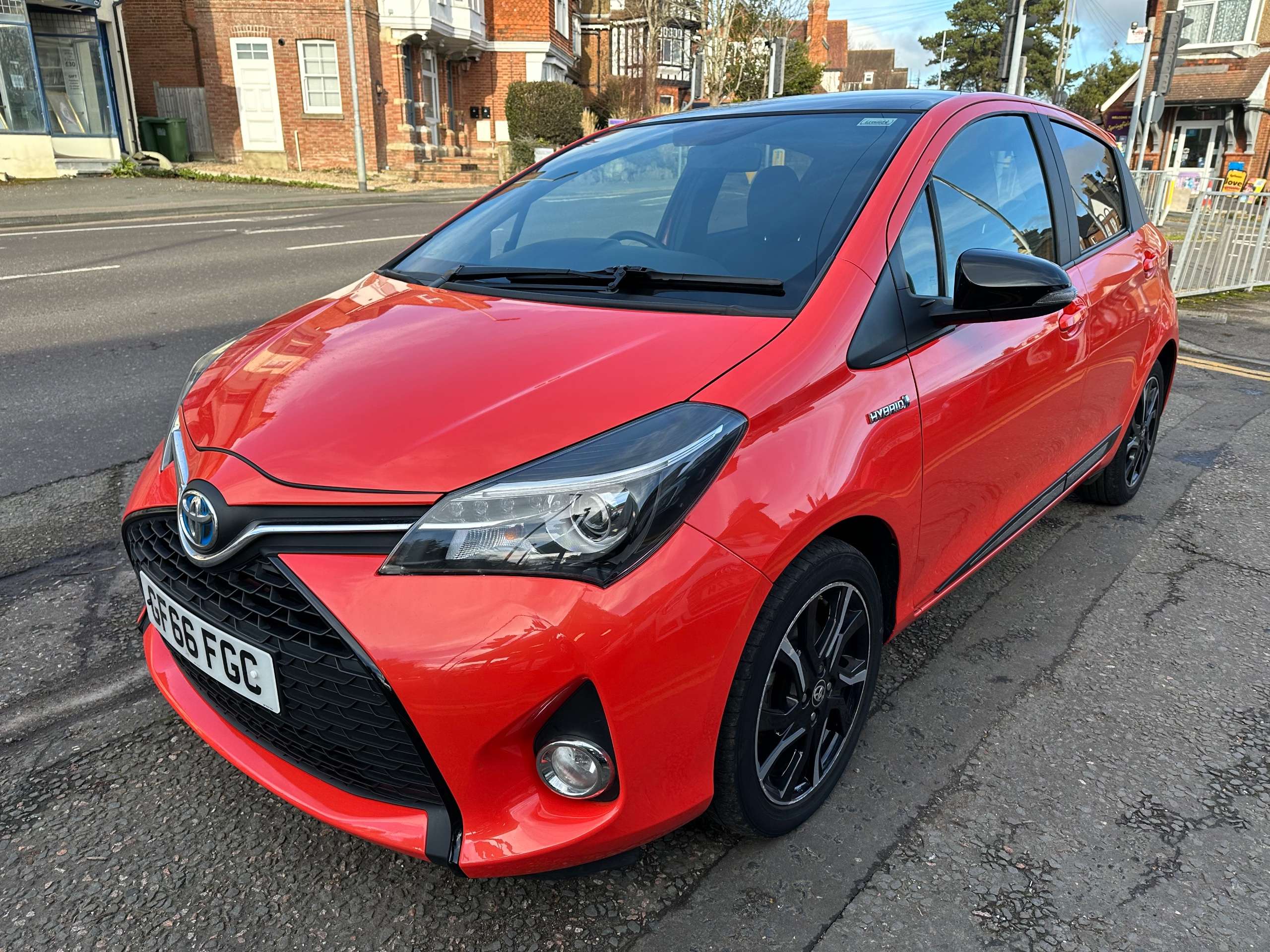 2016 TOYOTA YARIS 2016 TOYOTA YARIS