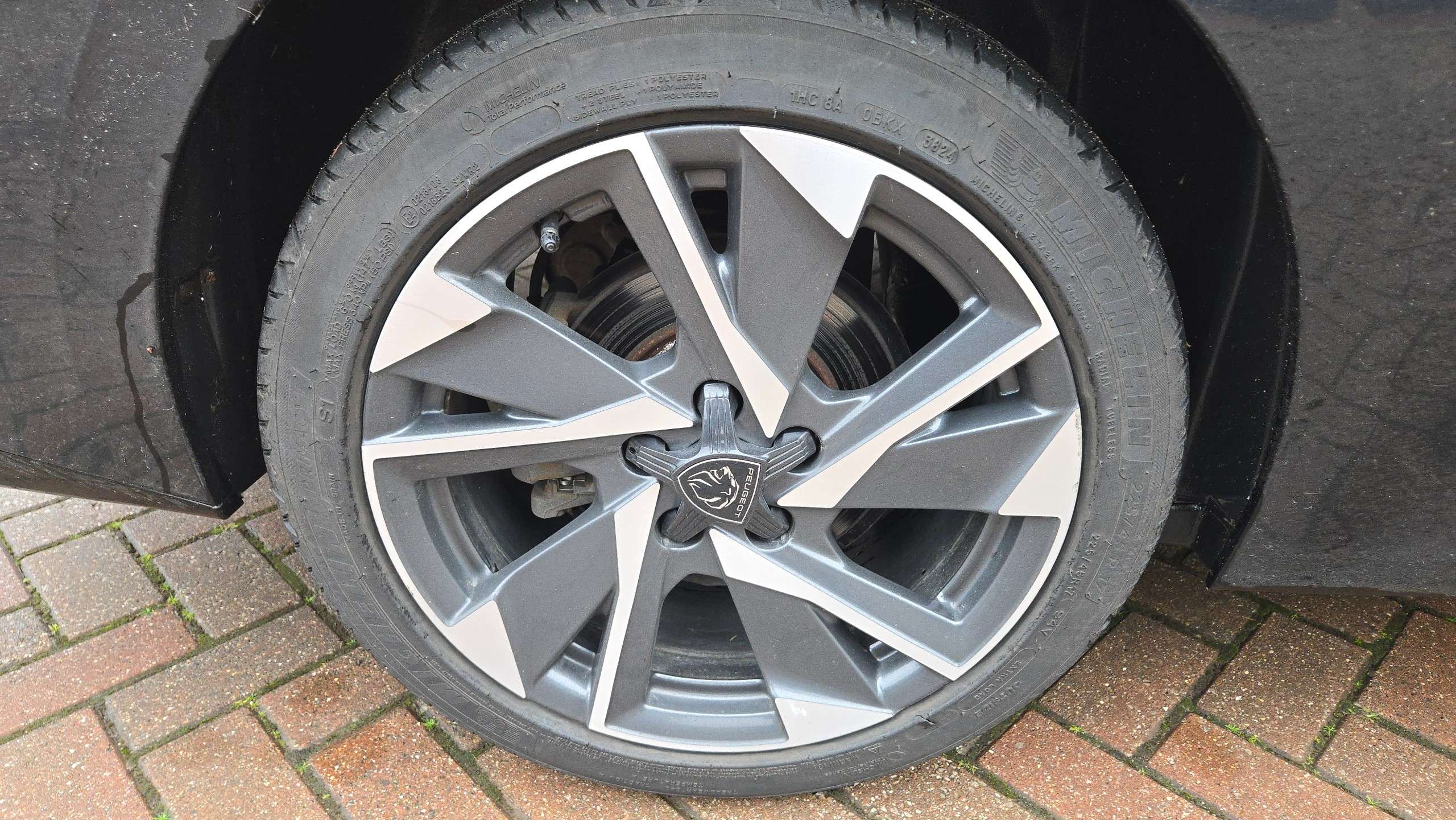 2024 PEUGEOT 308 SW 2024 PEUGEOT 308 SW