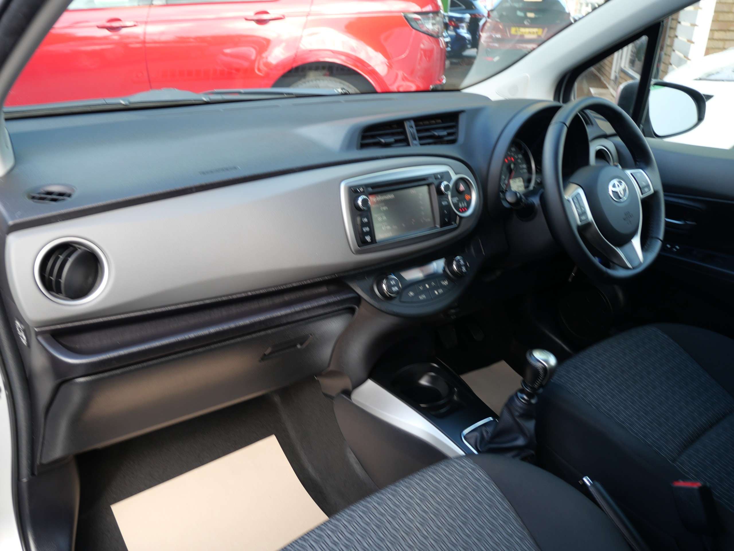 2014 TOYOTA YARIS 2014 TOYOTA YARIS
