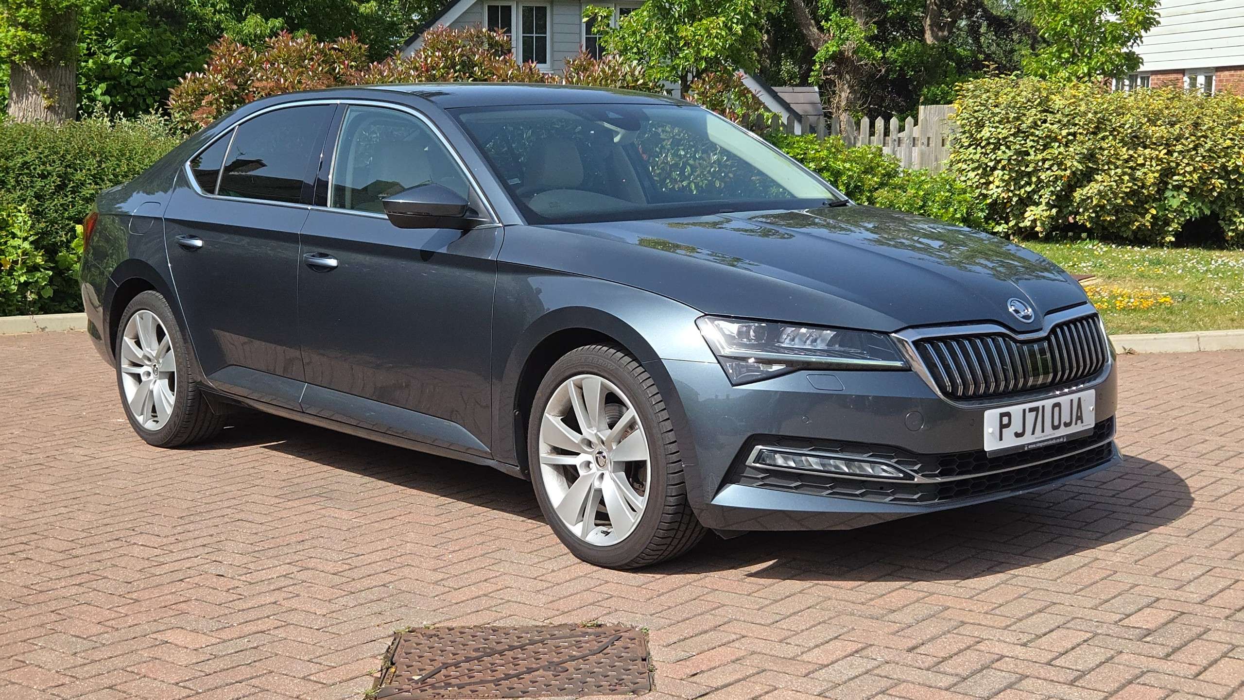 A 2021 SKODA SUPERB 2.0 TSI SE L DSG Euro 6 (s/s) (190 ps) 5dr A 2021 SKODA SUPERB 2.0 TSI SE L DSG Euro 6 (s/s) (190 ps) 5dr