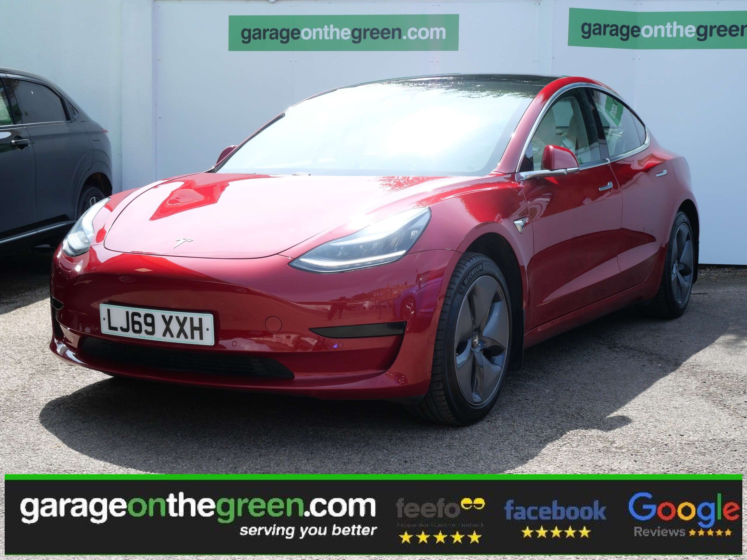 A 2019 TESLA MODEL 3 Standard Range Plus Electric Auto RWD (241 bhp) 4dr A 2019 TESLA MODEL 3 Standard Range Plus Electric Auto RWD (241 bhp) 4dr