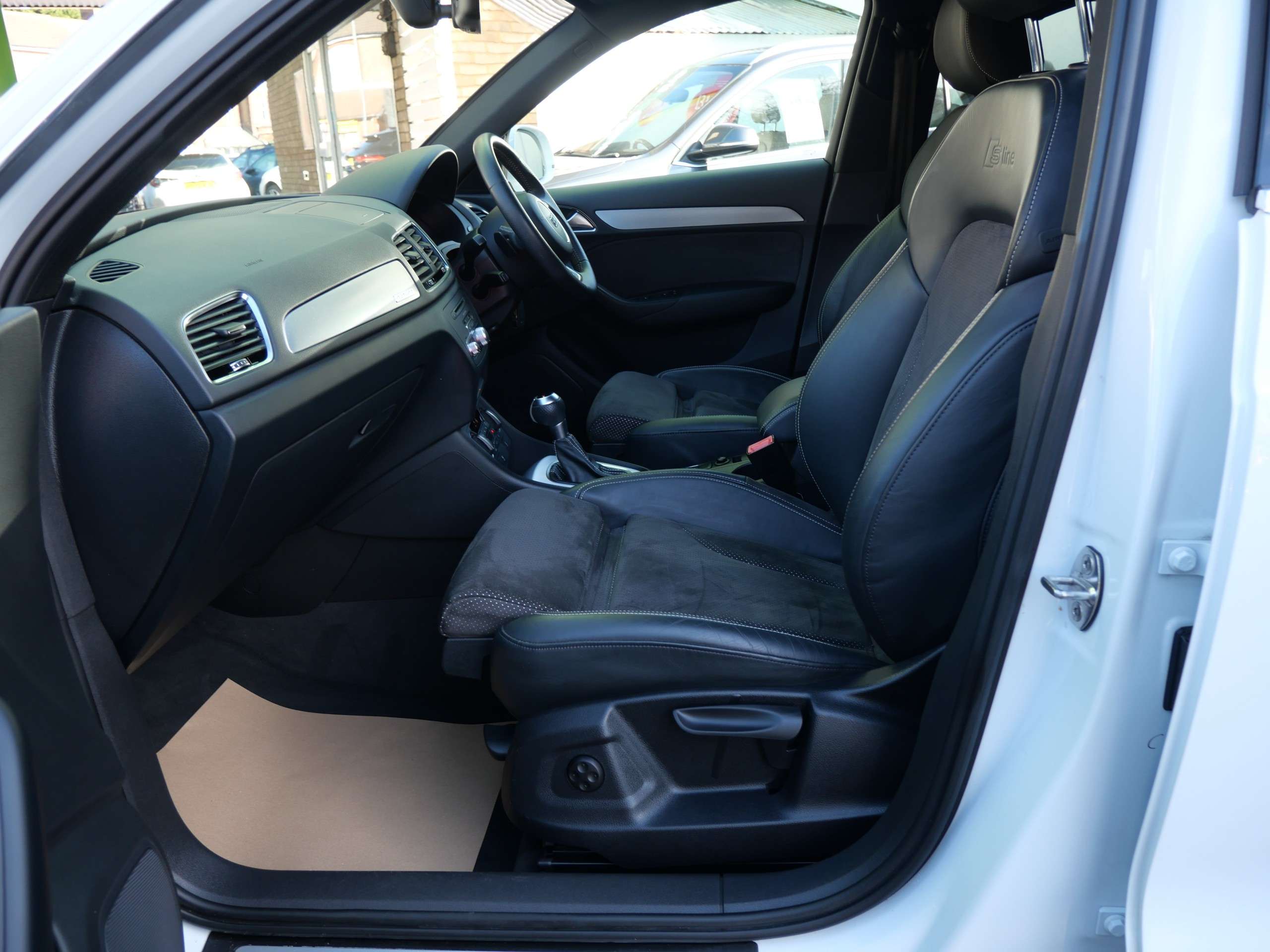 2016 AUDI Q3 2016 AUDI Q3