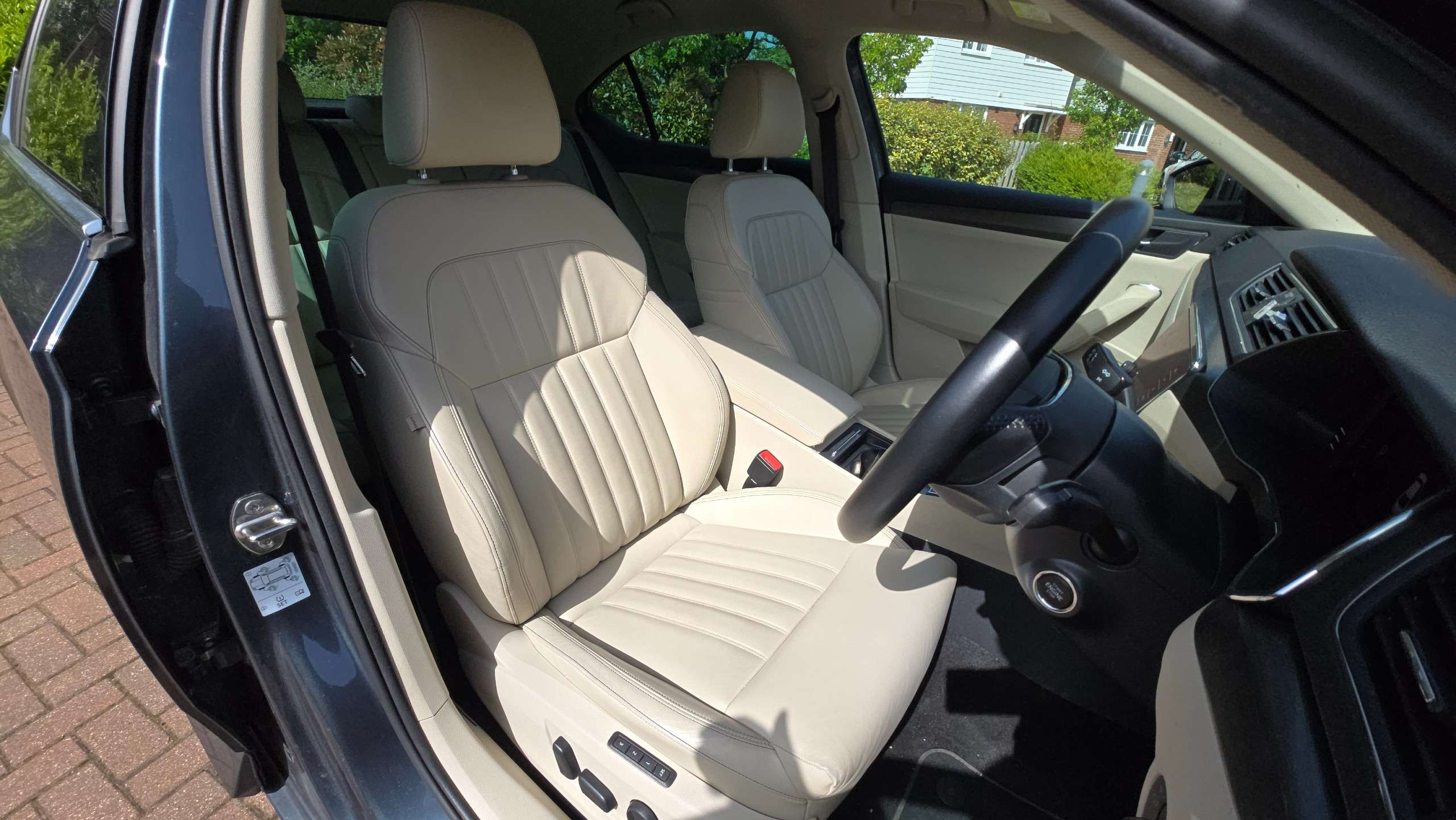 2021 SKODA SUPERB 2021 SKODA SUPERB
