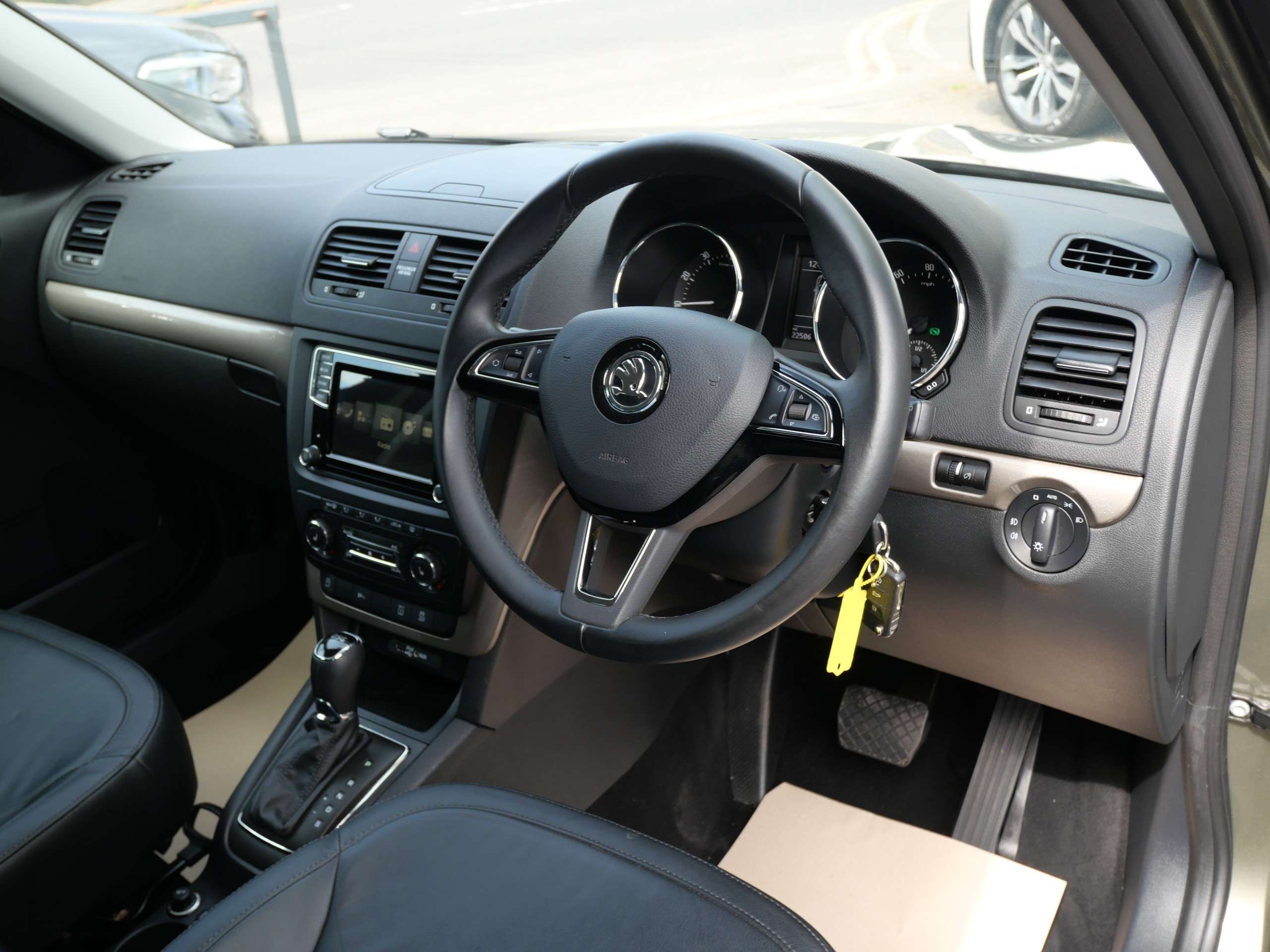 2015 SKODA YETI 2015 SKODA YETI