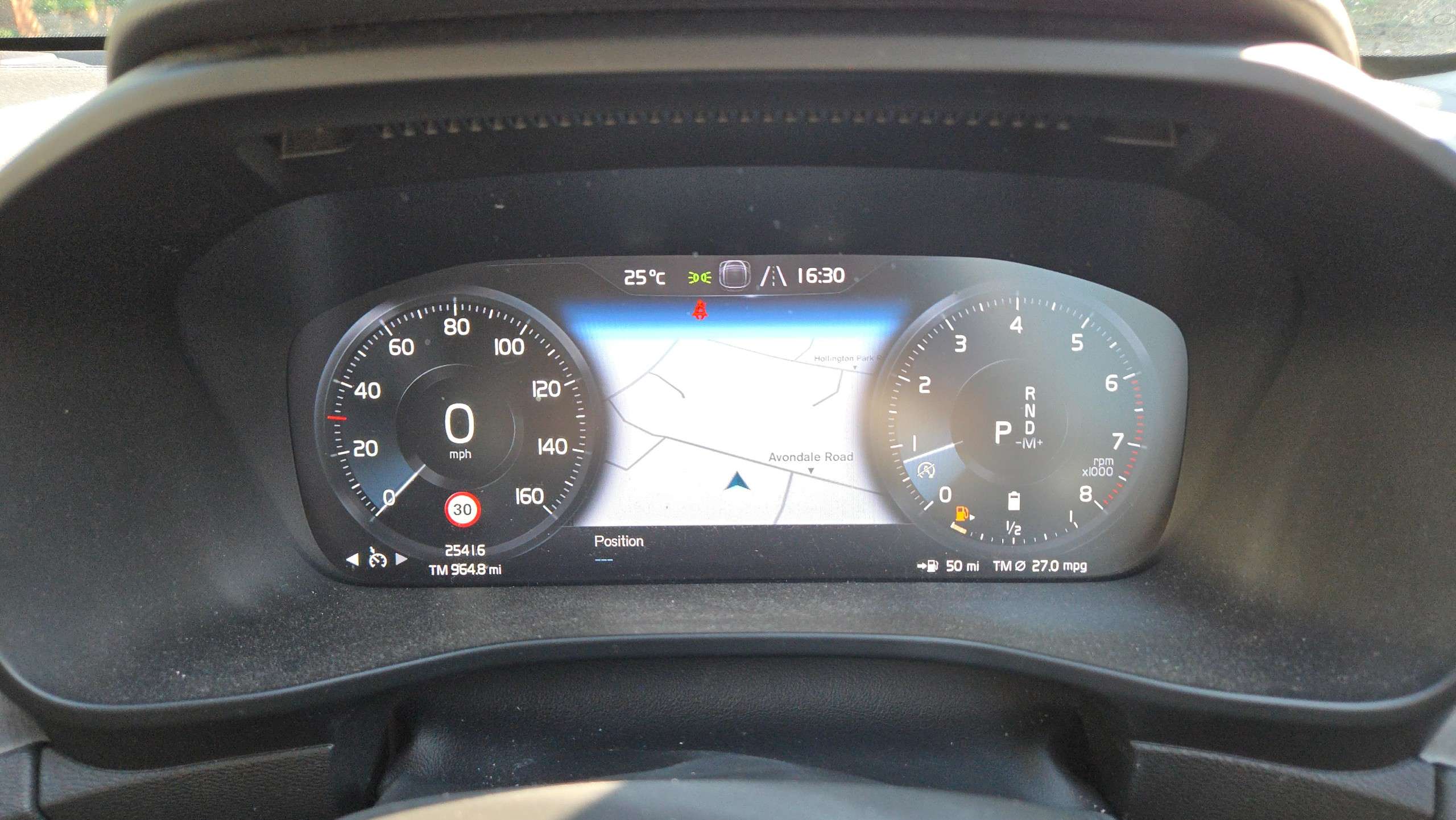 2020 VOLVO XC40 2020 VOLVO XC40