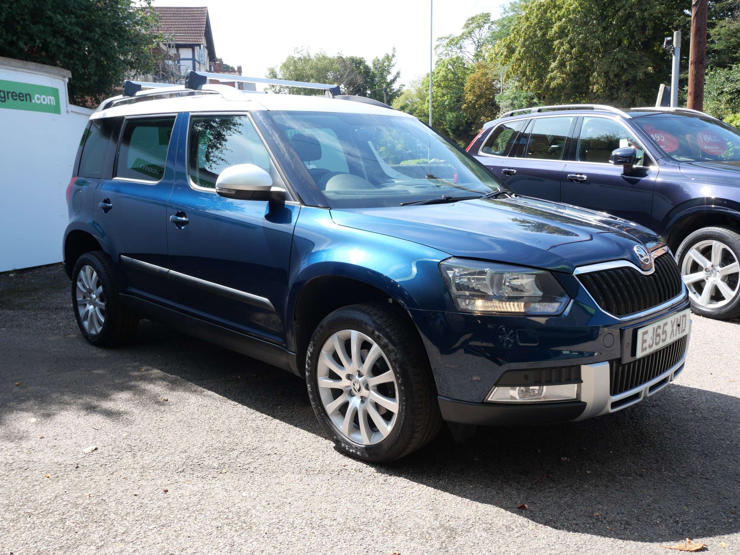A 2016 SKODA YETI 2.0 TDI SE Outdoor 4WD Euro 6 (s/s) 5dr A 2016 SKODA YETI 2.0 TDI SE Outdoor 4WD Euro 6 (s/s) 5dr