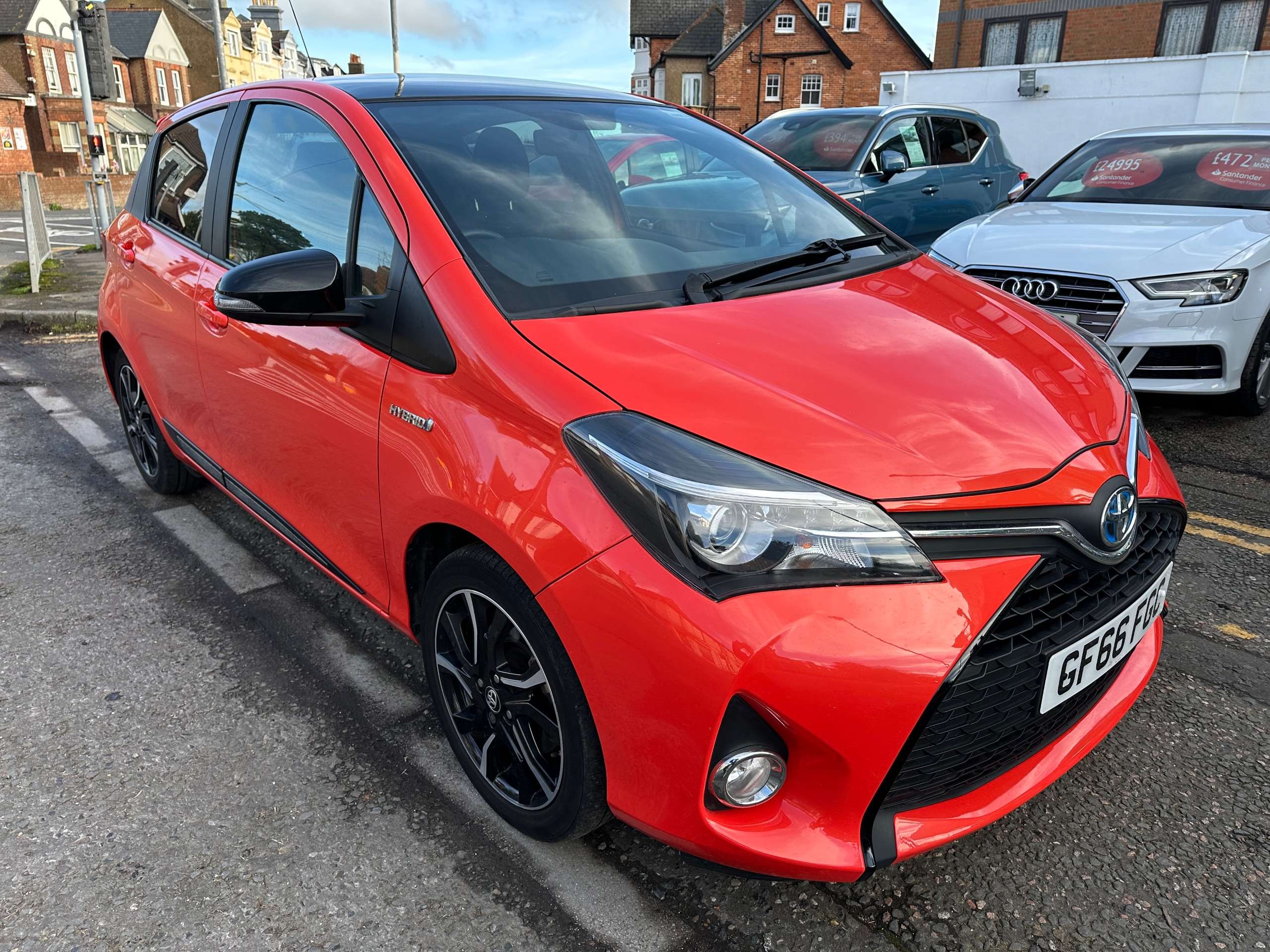 A 2016 TOYOTA YARIS 1.5 VVT-h Orange Edition Petrol Hybrid E-CVT Euro 6 5dr 1 Owner Only 19000 Miles 20 Pound Road Tax A 2016 TOYOTA YARIS 1.5 VVT-h Orange Edition Petrol Hybrid E-CVT Euro 6 5dr 1 Owner Only 19000 Miles 20 Pound Road Tax