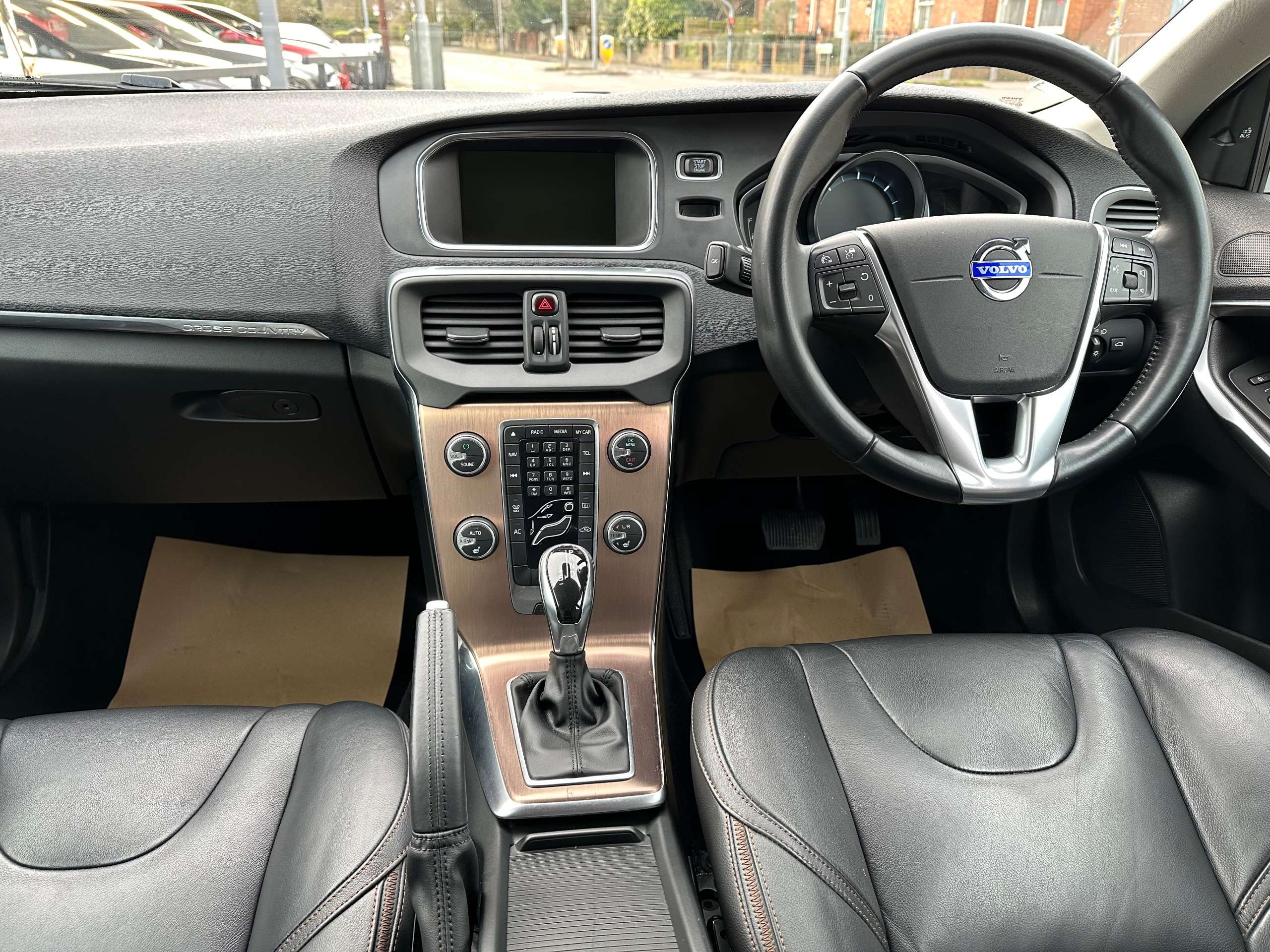 2014 VOLVO V40 CROSS COUNTRY 2014 VOLVO V40 CROSS COUNTRY