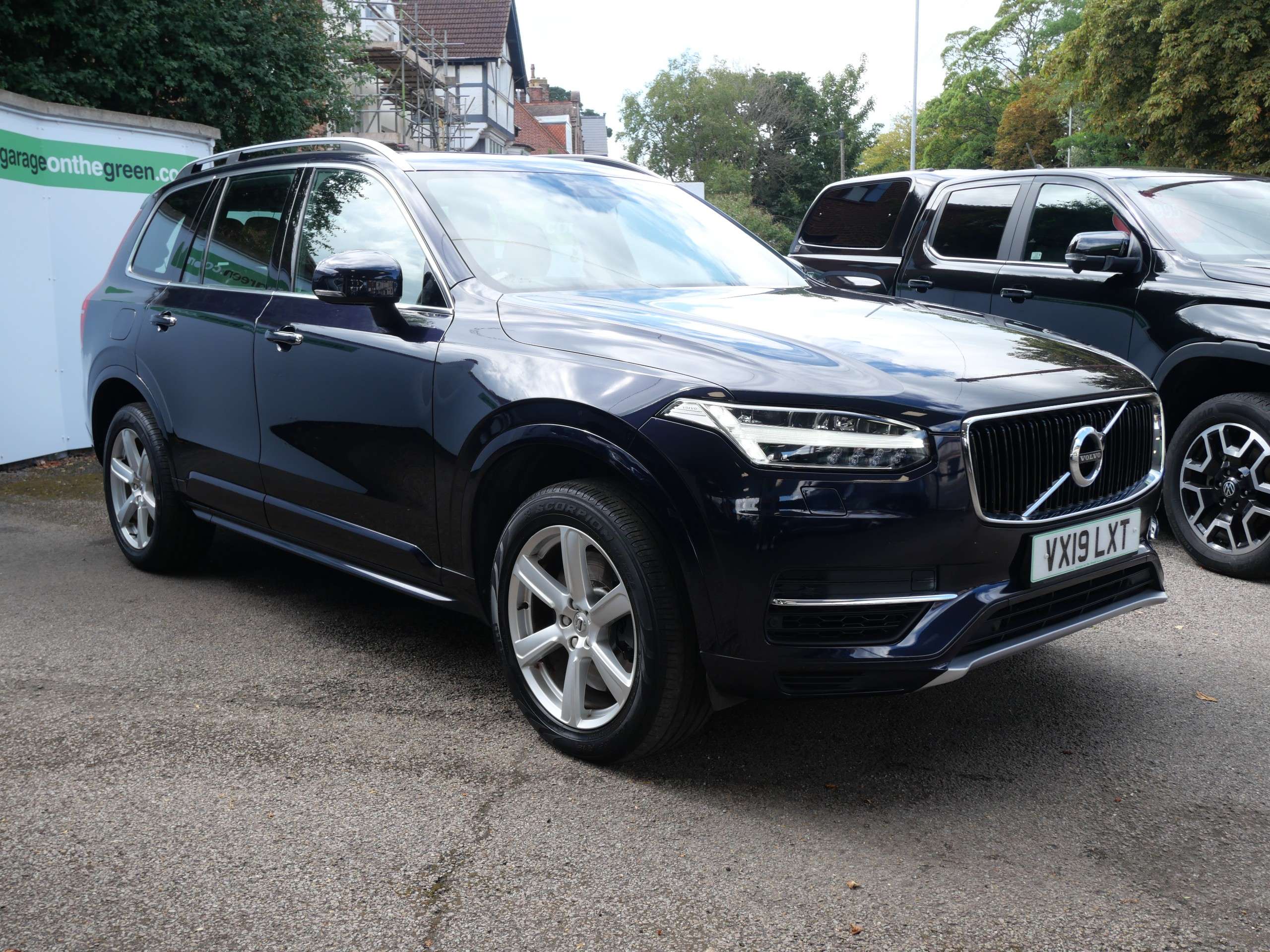 A 2019 VOLVO XC90 2.0h T8 Twin Engine 10.4kWh Momentum Pro Petrol Plug-in Hybrid Auto 4WD Euro 6 (s/s) (390 ps) 5dr 7 Seats A 2019 VOLVO XC90 2.0h T8 Twin Engine 10.4kWh Momentum Pro Petrol Plug-in Hybrid Auto 4WD Euro 6 (s/s) (390 ps) 5dr 7 Seats