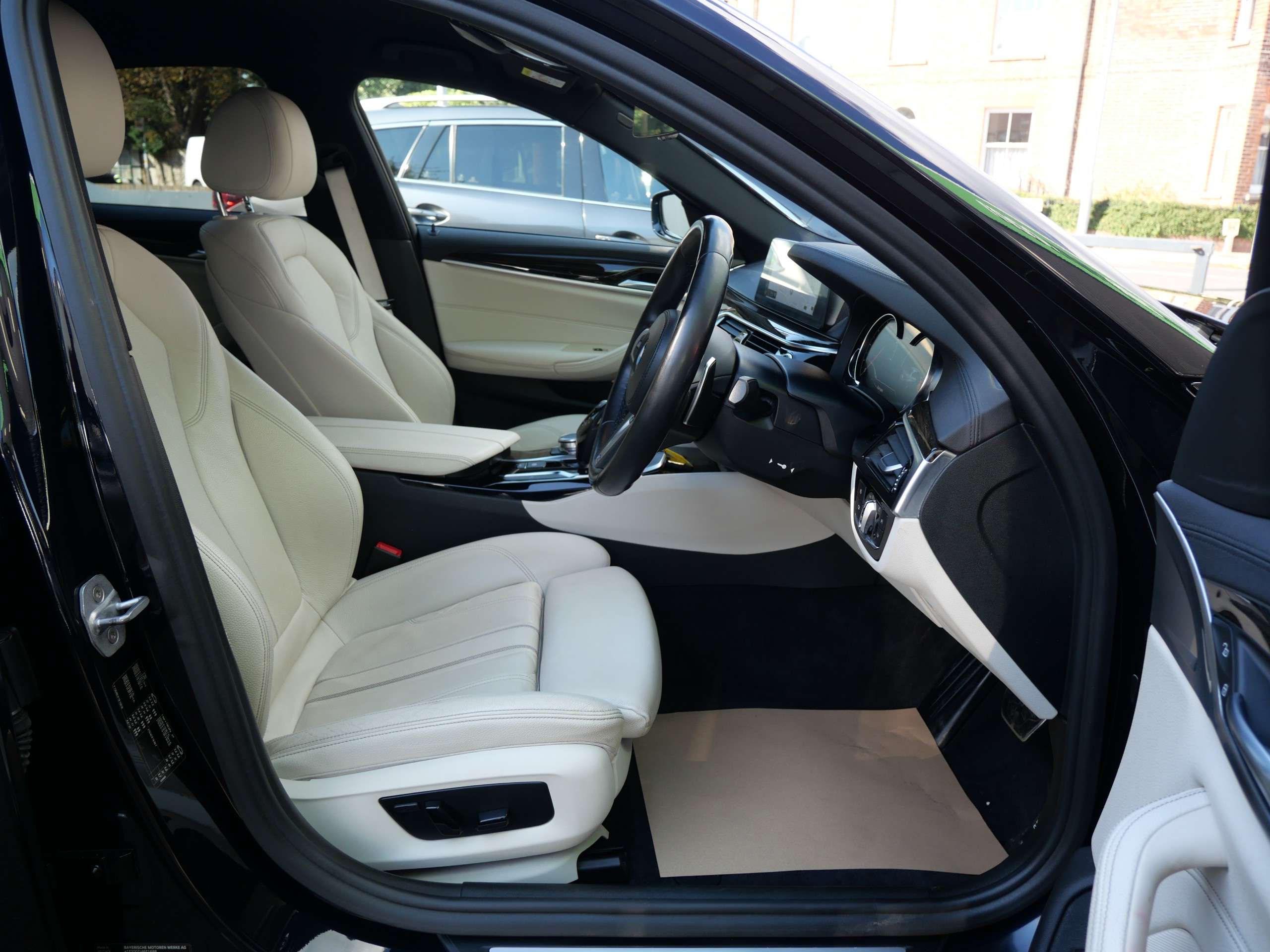 2017 BMW 5 SERIES 2017 BMW 5 SERIES