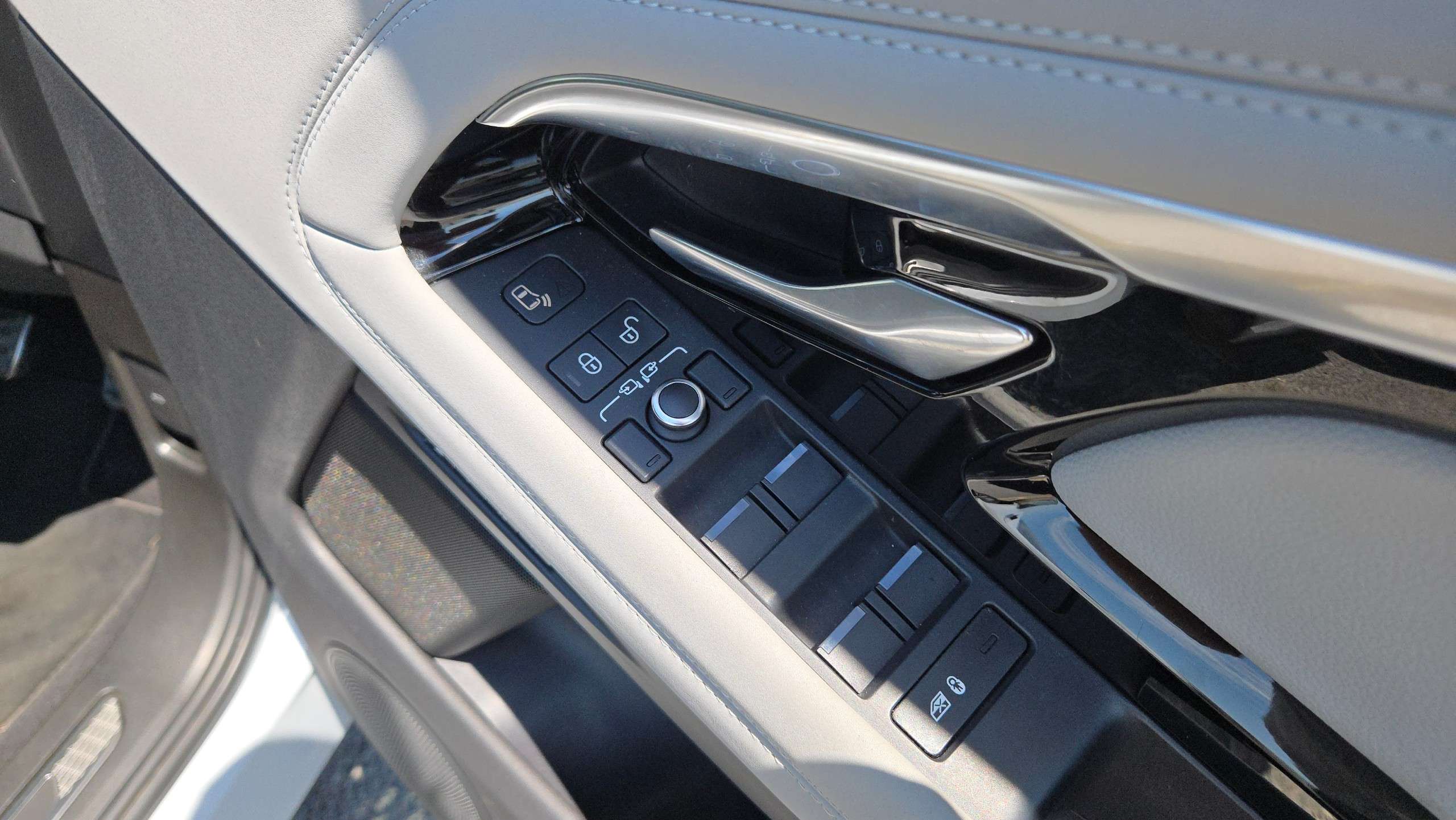 2020 LAND ROVER RANGE ROVER EVOQUE 2020 LAND ROVER RANGE ROVER EVOQUE