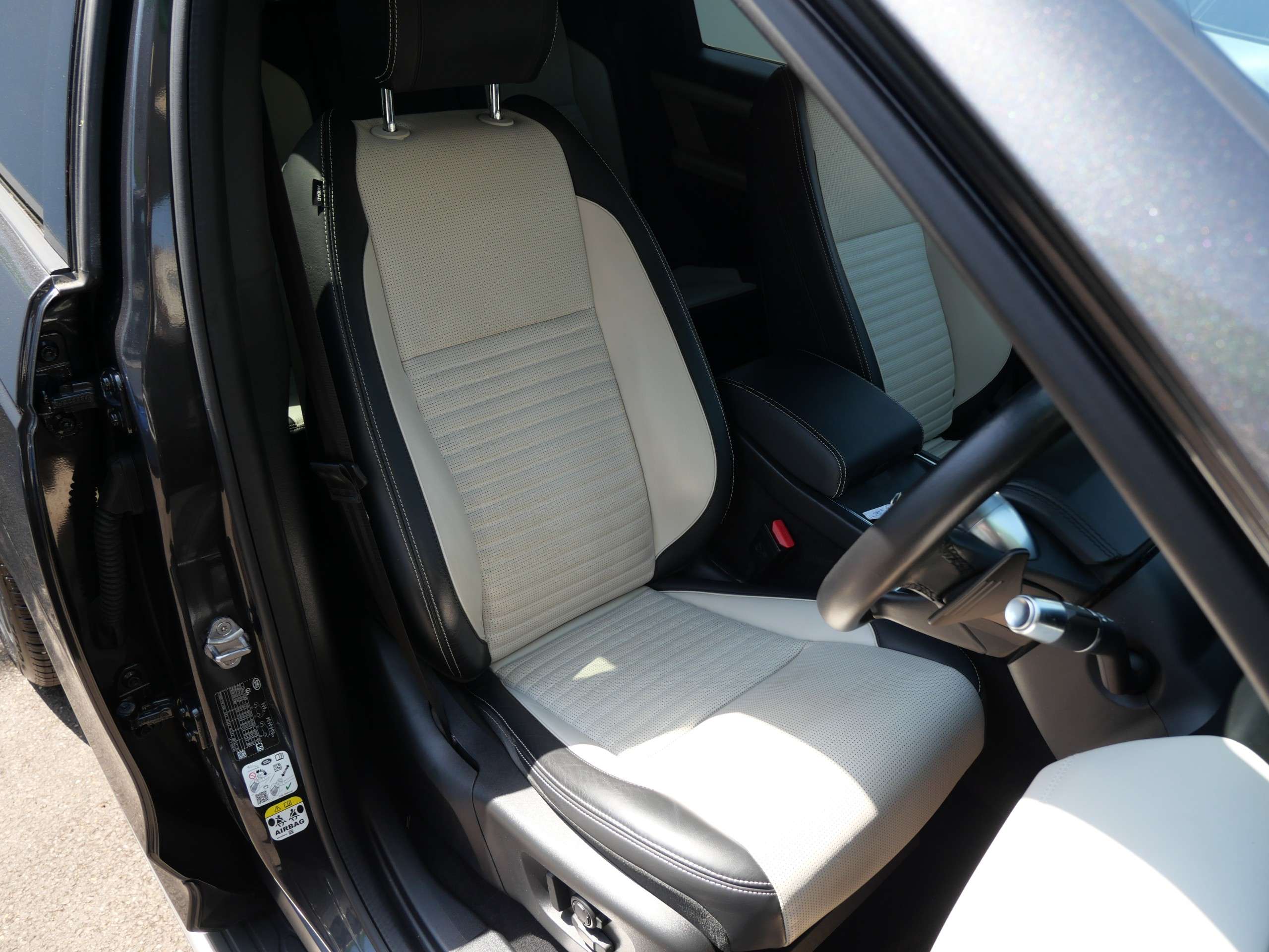2019 LAND ROVER DISCOVERY SPORT 2019 LAND ROVER DISCOVERY SPORT