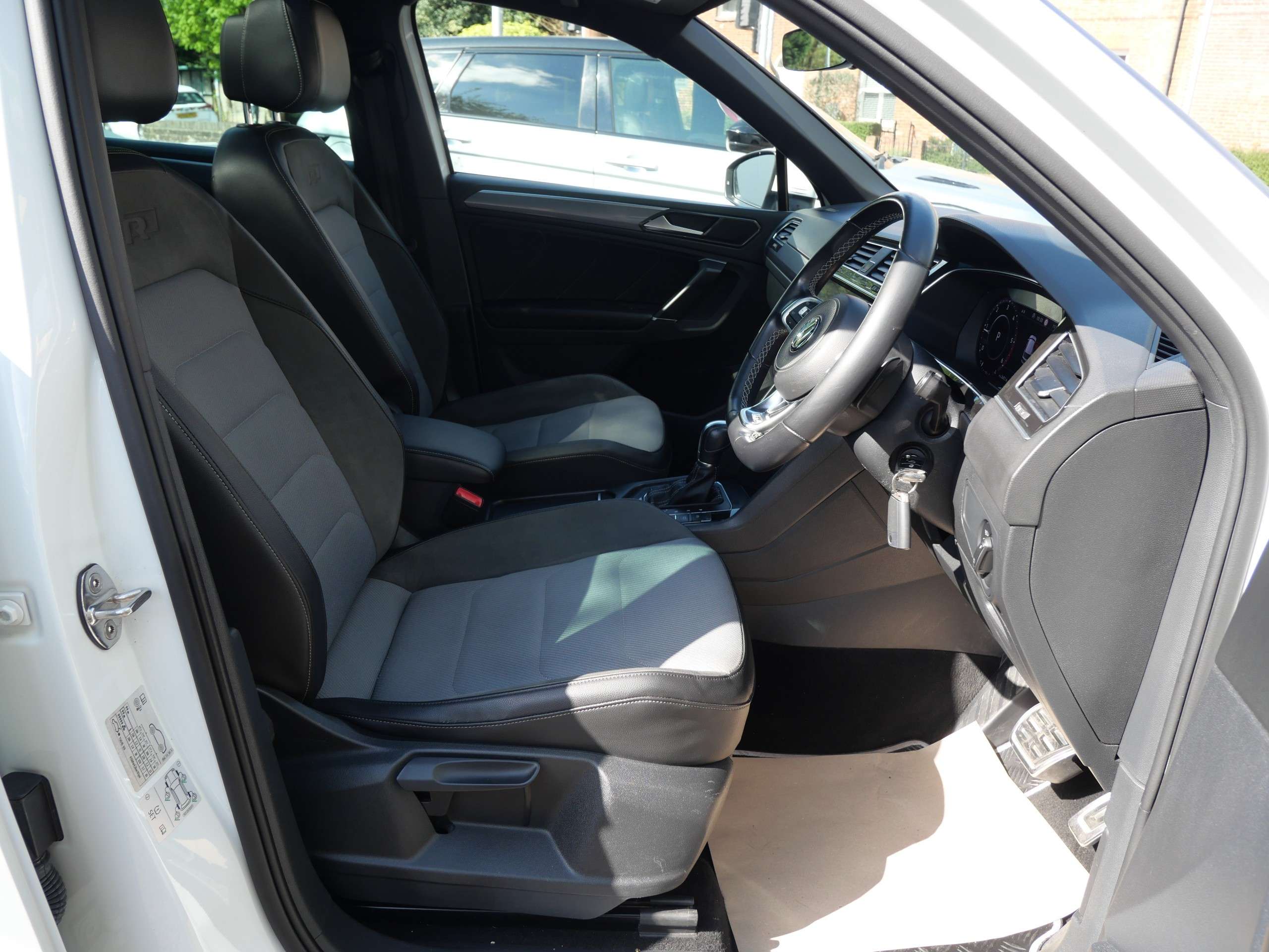 2018 VOLKSWAGEN TIGUAN 2018 VOLKSWAGEN TIGUAN