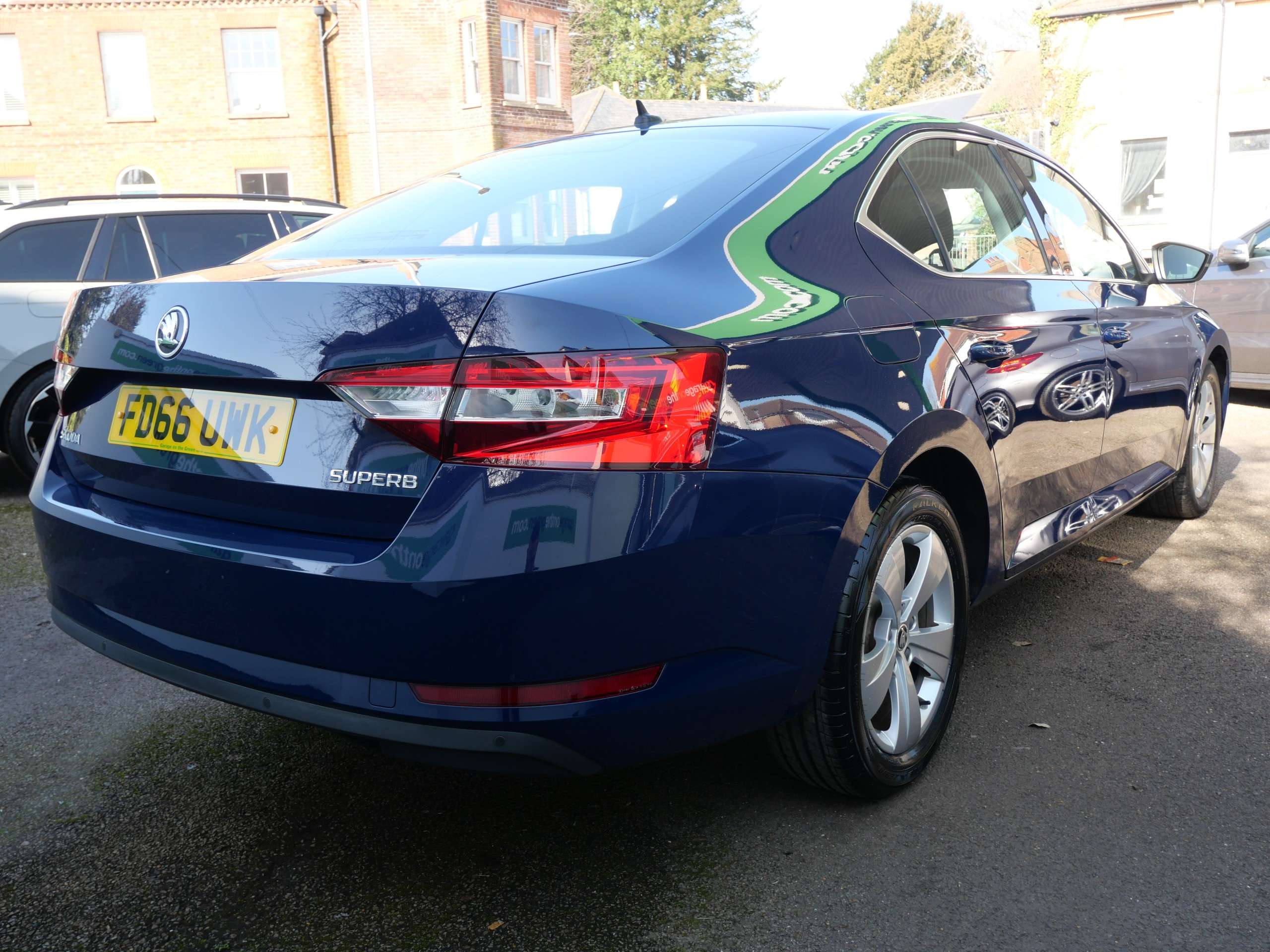 A 2016 SKODA SUPERB 1.6 TDI SE DSG Euro 6 (s/s) 5dr Only 36000 Miles 20 Pound Road Tax A 2016 SKODA SUPERB 1.6 TDI SE DSG Euro 6 (s/s) 5dr Only 36000 Miles 20 Pound Road Tax