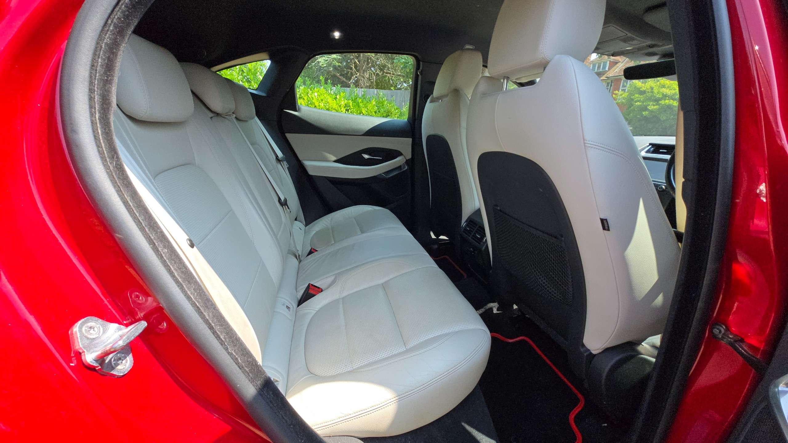 2018 JAGUAR E-PACE 2018 JAGUAR E-PACE