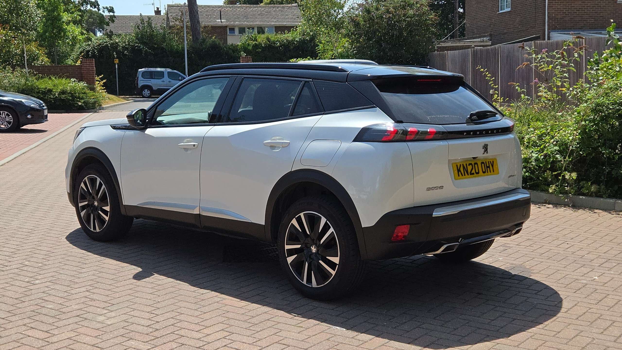 A 2020 PEUGEOT 2008 1.2 PureTech GT Line Euro 6 (s/s) 5dr A 2020 PEUGEOT 2008 1.2 PureTech GT Line Euro 6 (s/s) 5dr