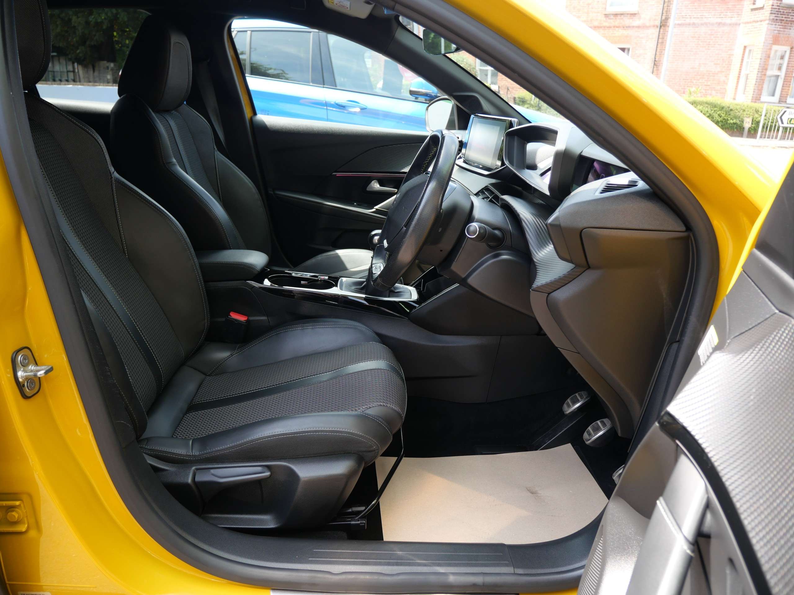 2020 PEUGEOT 208 2020 PEUGEOT 208