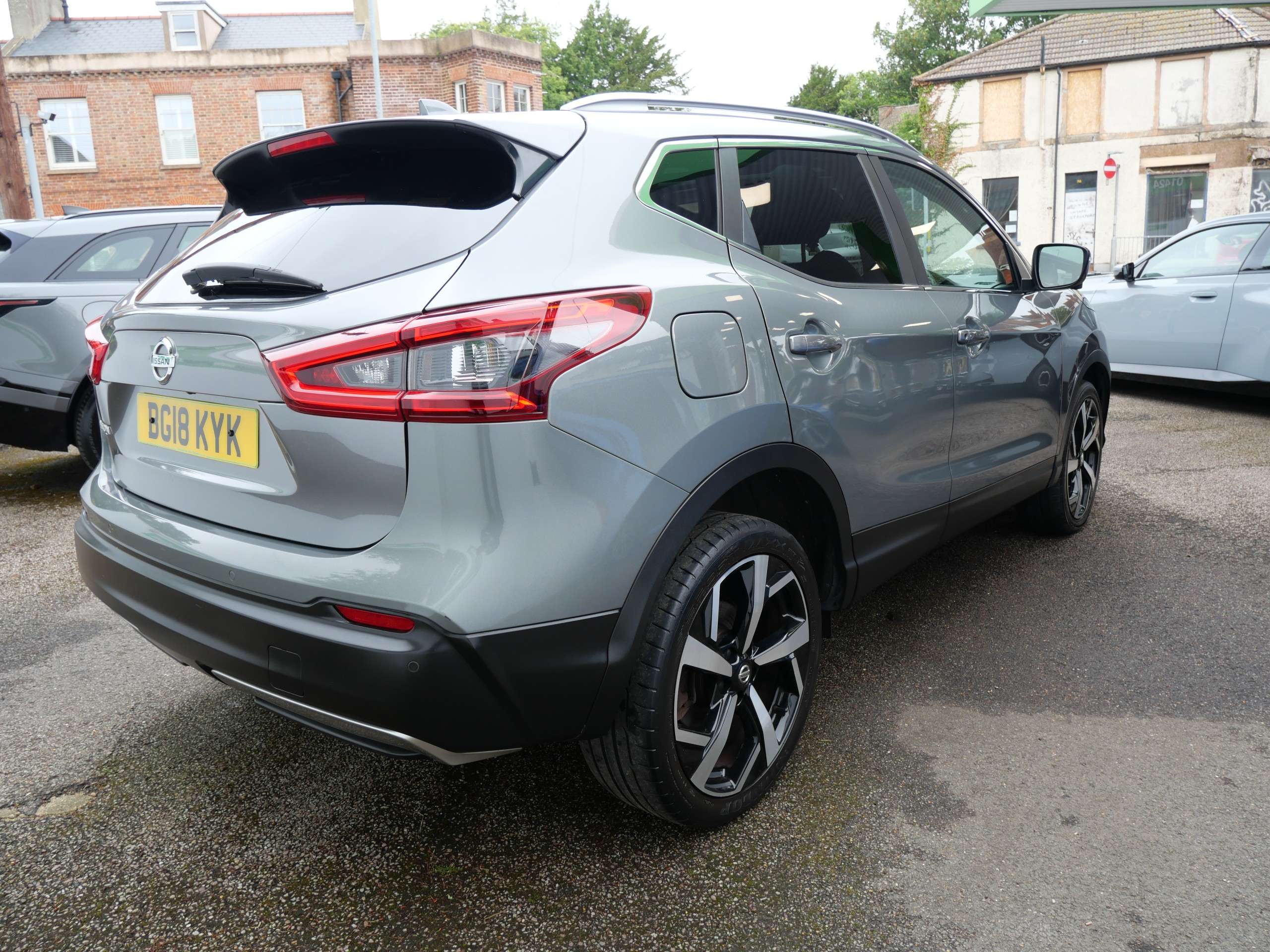 A 2018 NISSAN QASHQAI 1.2 DIG-T Tekna Euro 6 (s/s) 5dr A 2018 NISSAN QASHQAI 1.2 DIG-T Tekna Euro 6 (s/s) 5dr