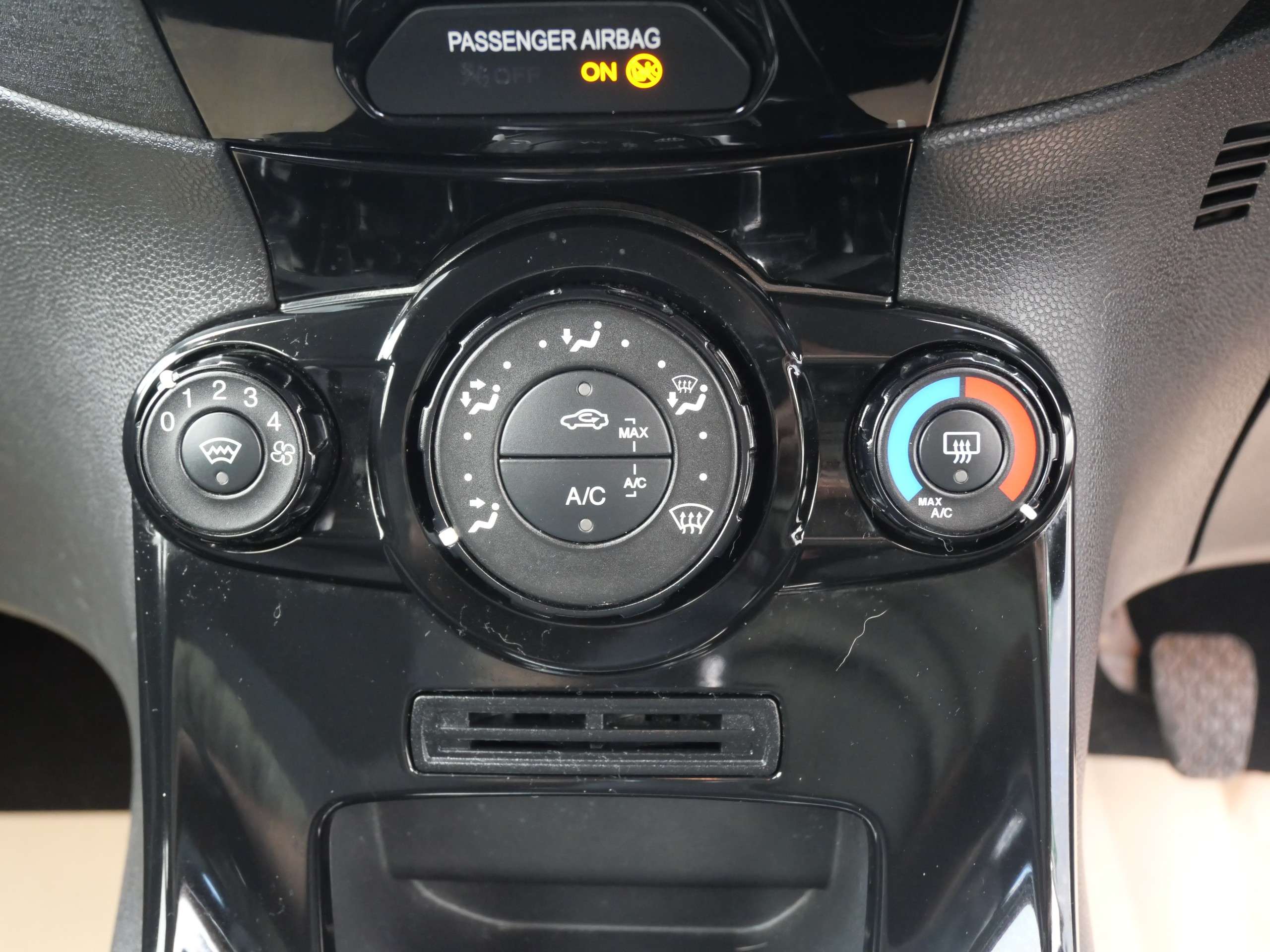 2016 FORD FIESTA 2016 FORD FIESTA