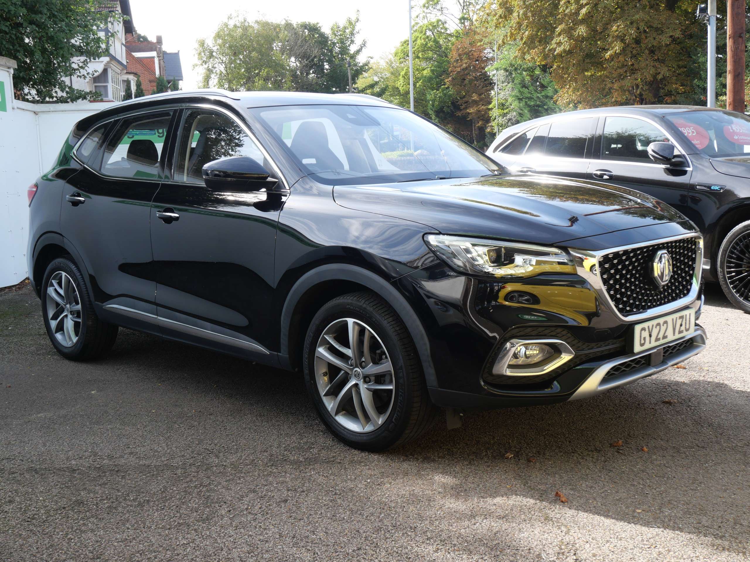 A 2022 MG HS 1.5 T-GDI Exclusive Euro 6 (s/s) 5dr 1 Owner 13000 Miles A 2022 MG HS 1.5 T-GDI Exclusive Euro 6 (s/s) 5dr 1 Owner 13000 Miles