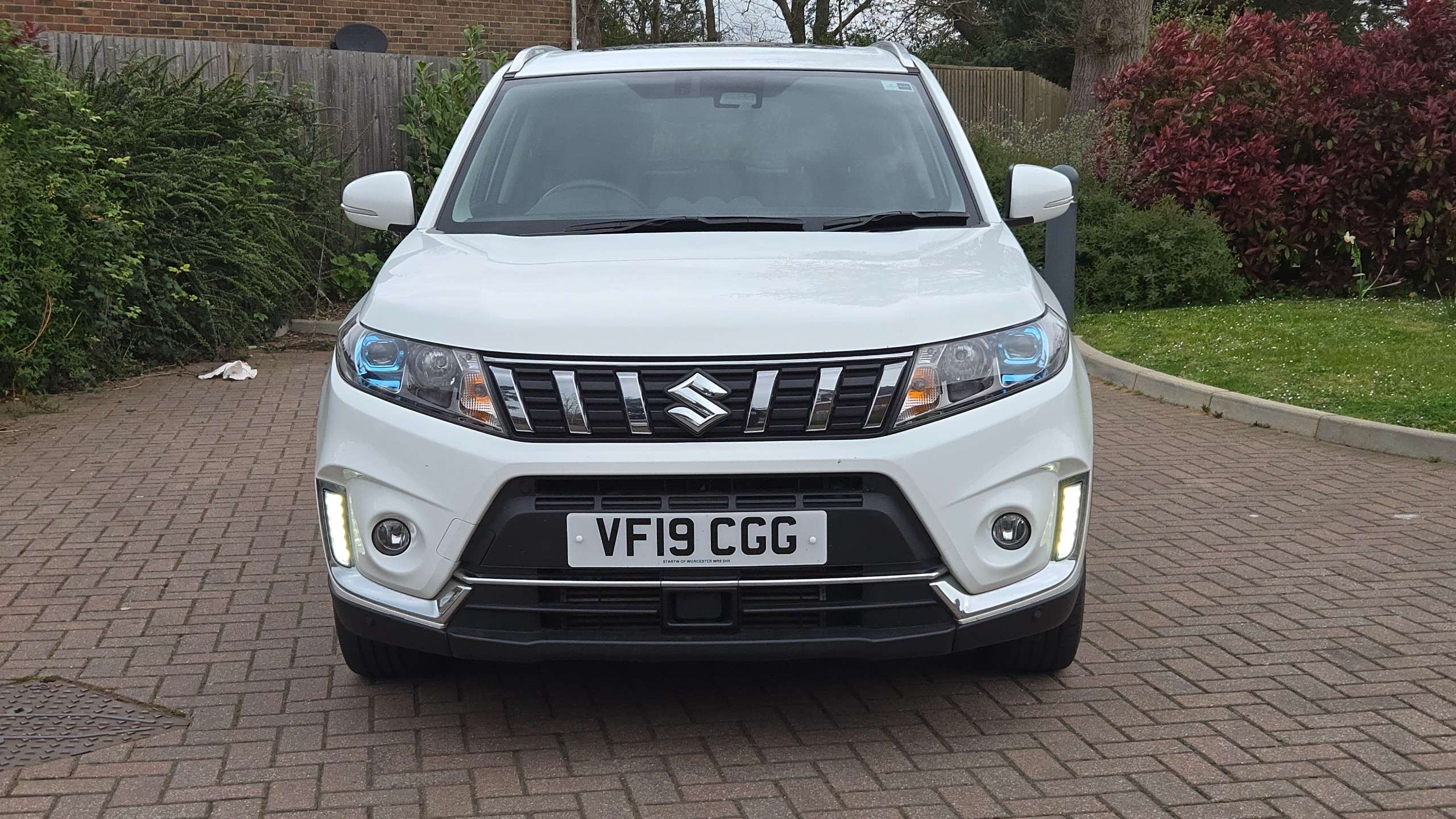 A 2019 SUZUKI VITARA 1.4 Boosterjet SZ5 Auto Euro 6 (s/s) 5dr 1 Owner Only 19000 Miles A 2019 SUZUKI VITARA 1.4 Boosterjet SZ5 Auto Euro 6 (s/s) 5dr 1 Owner Only 19000 Miles
