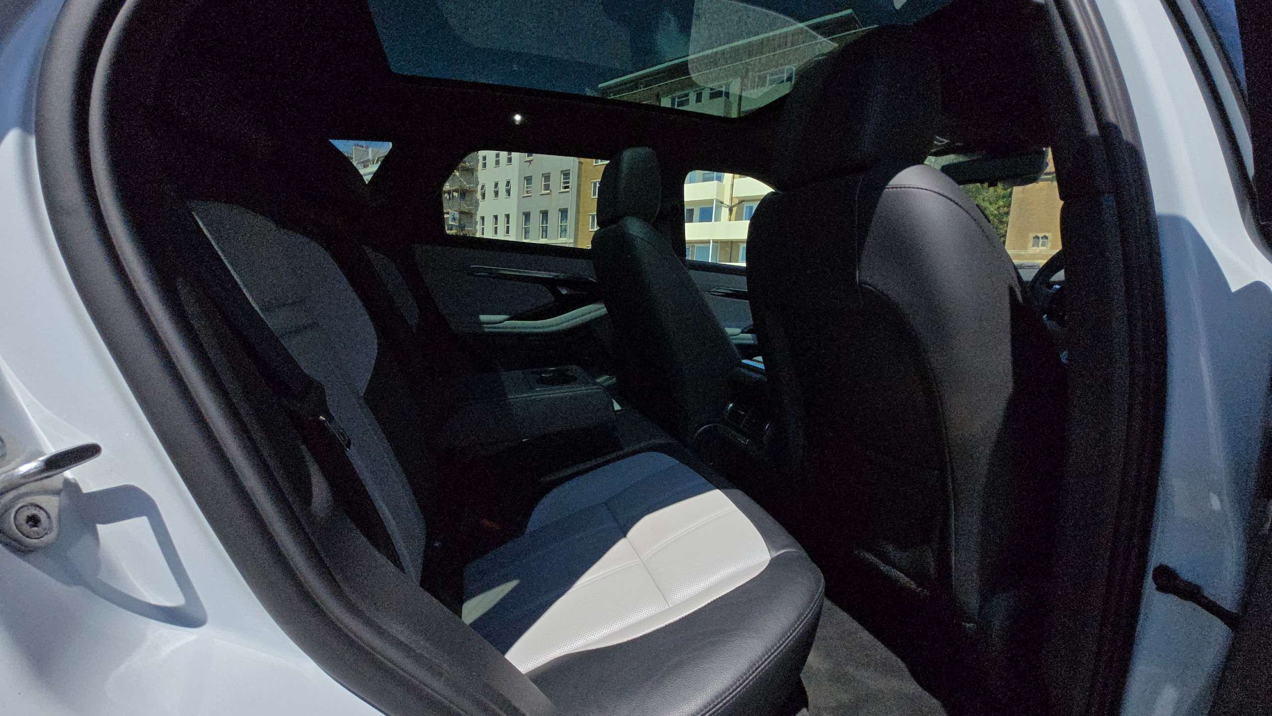 2020 LAND ROVER RANGE ROVER EVOQUE 2020 LAND ROVER RANGE ROVER EVOQUE