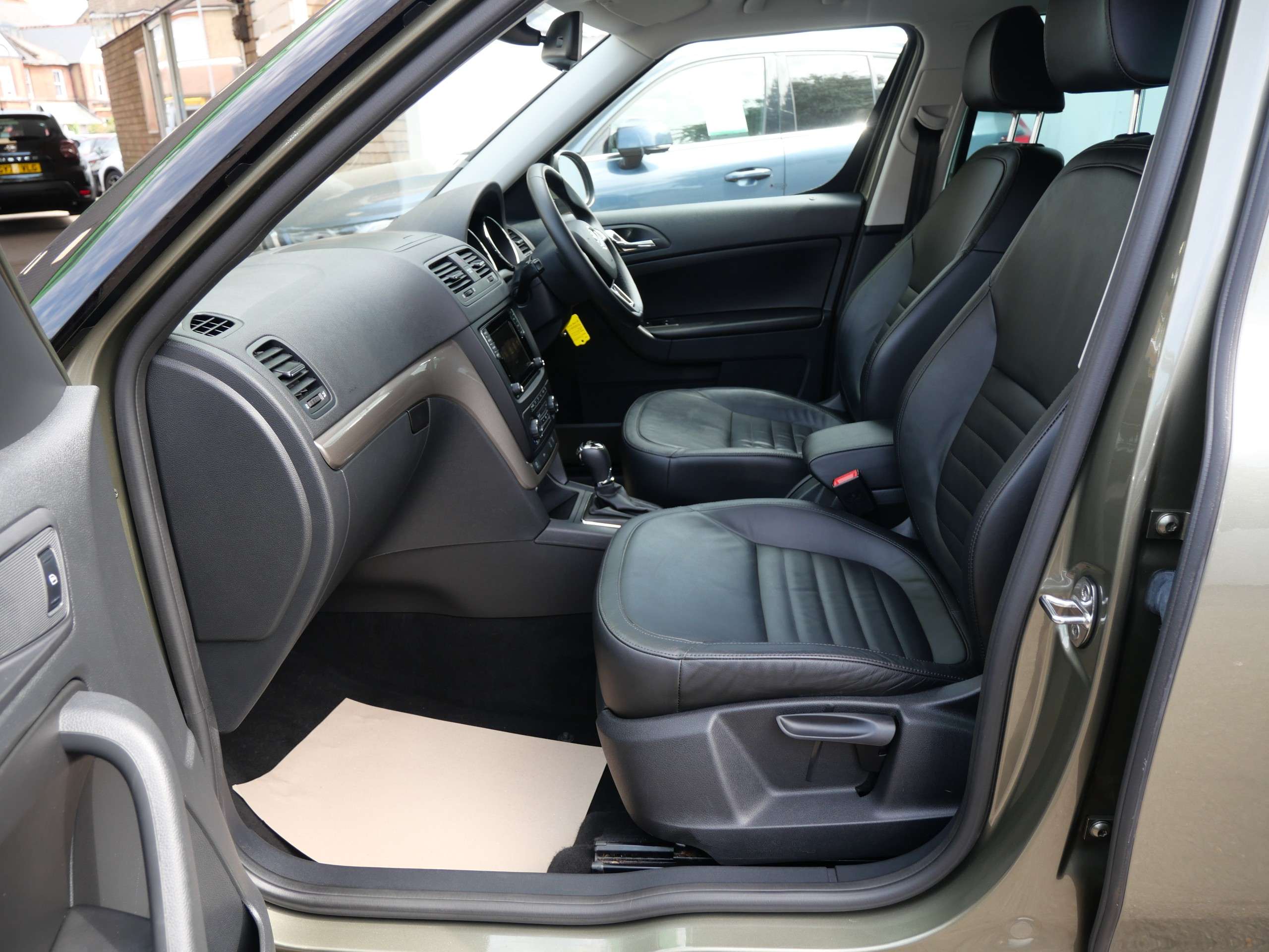 2015 SKODA YETI 2015 SKODA YETI