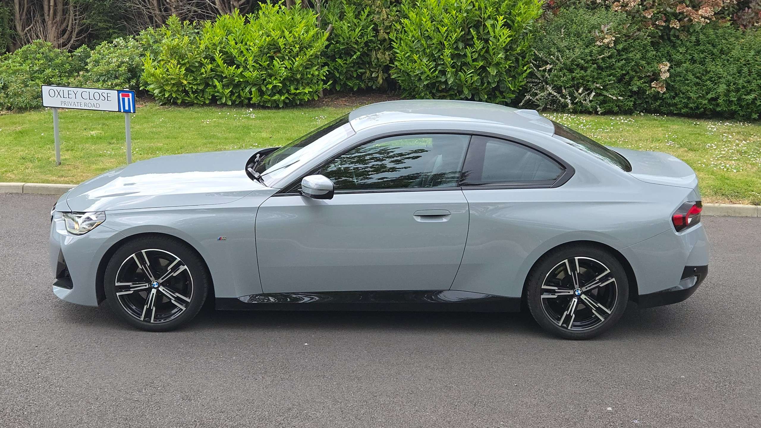 A 2022 BMW 2 SERIES 2.0 220i M Sport Coupe Auto Euro 6 (s/s) 2dr 21000 Miles A 2022 BMW 2 SERIES 2.0 220i M Sport Coupe Auto Euro 6 (s/s) 2dr 21000 Miles